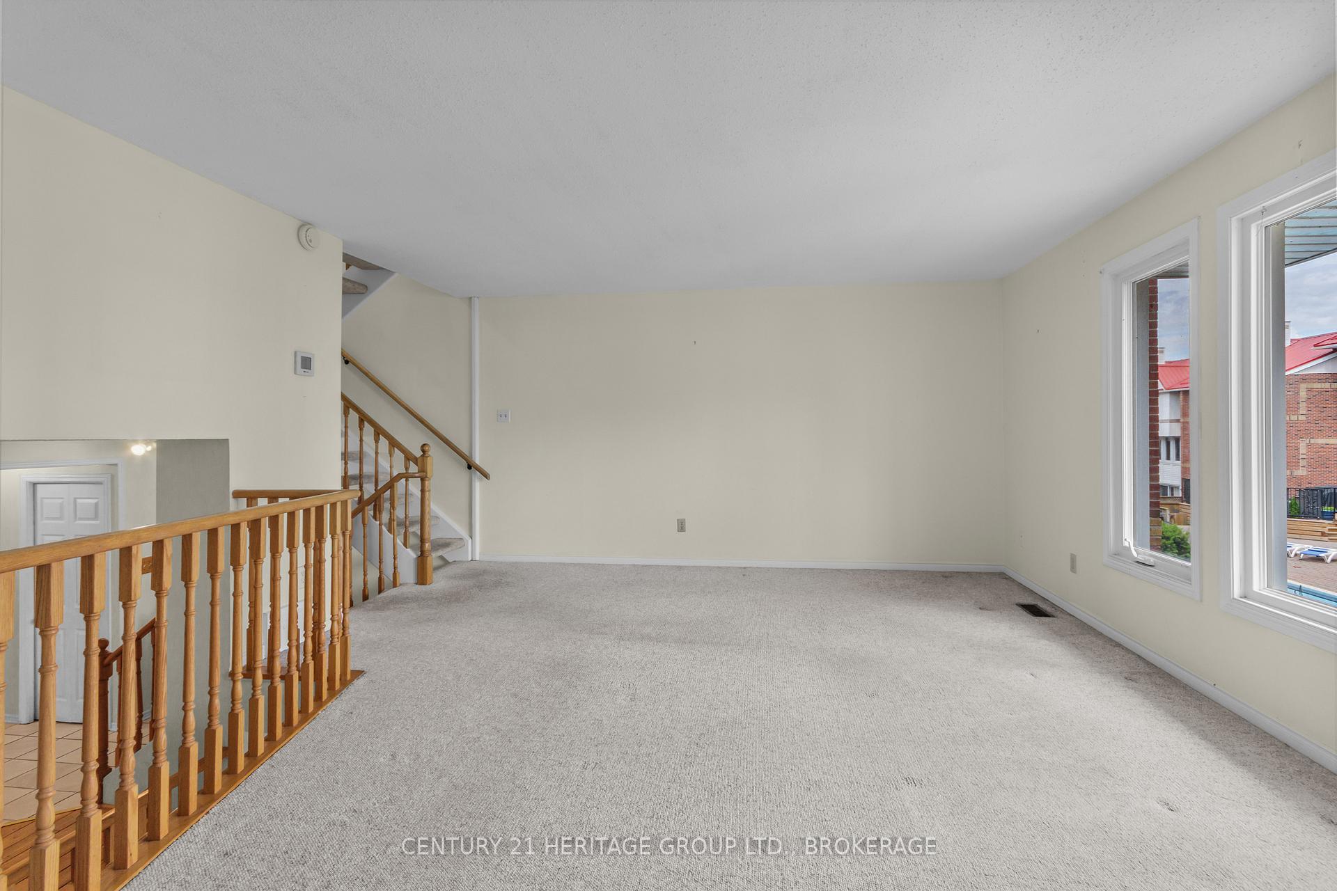 Photo 13 of Unit 61, 1 Place D'armes, Kingston, East of Sir John A. Blvd — HOMEH