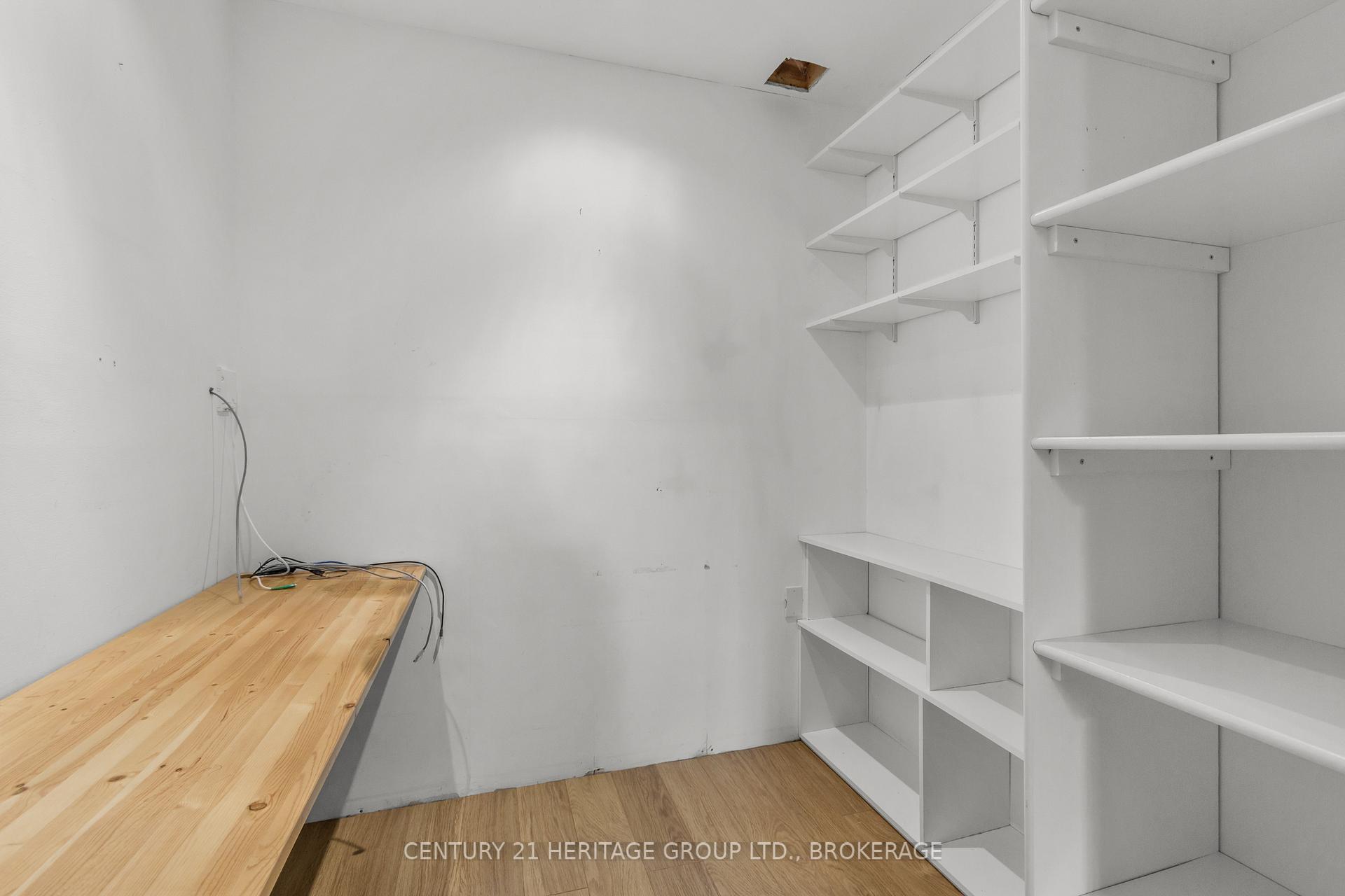 Photo 31 of Unit 61, 1 Place D'armes, Kingston, East of Sir John A. Blvd — HOMEH