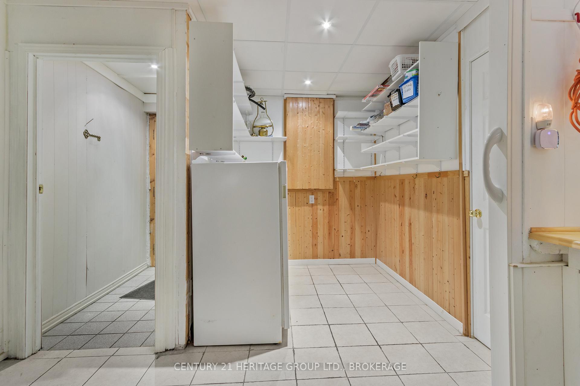 Photo 32 of Unit 61, 1 Place D'armes, Kingston, East of Sir John A. Blvd — HOMEH
