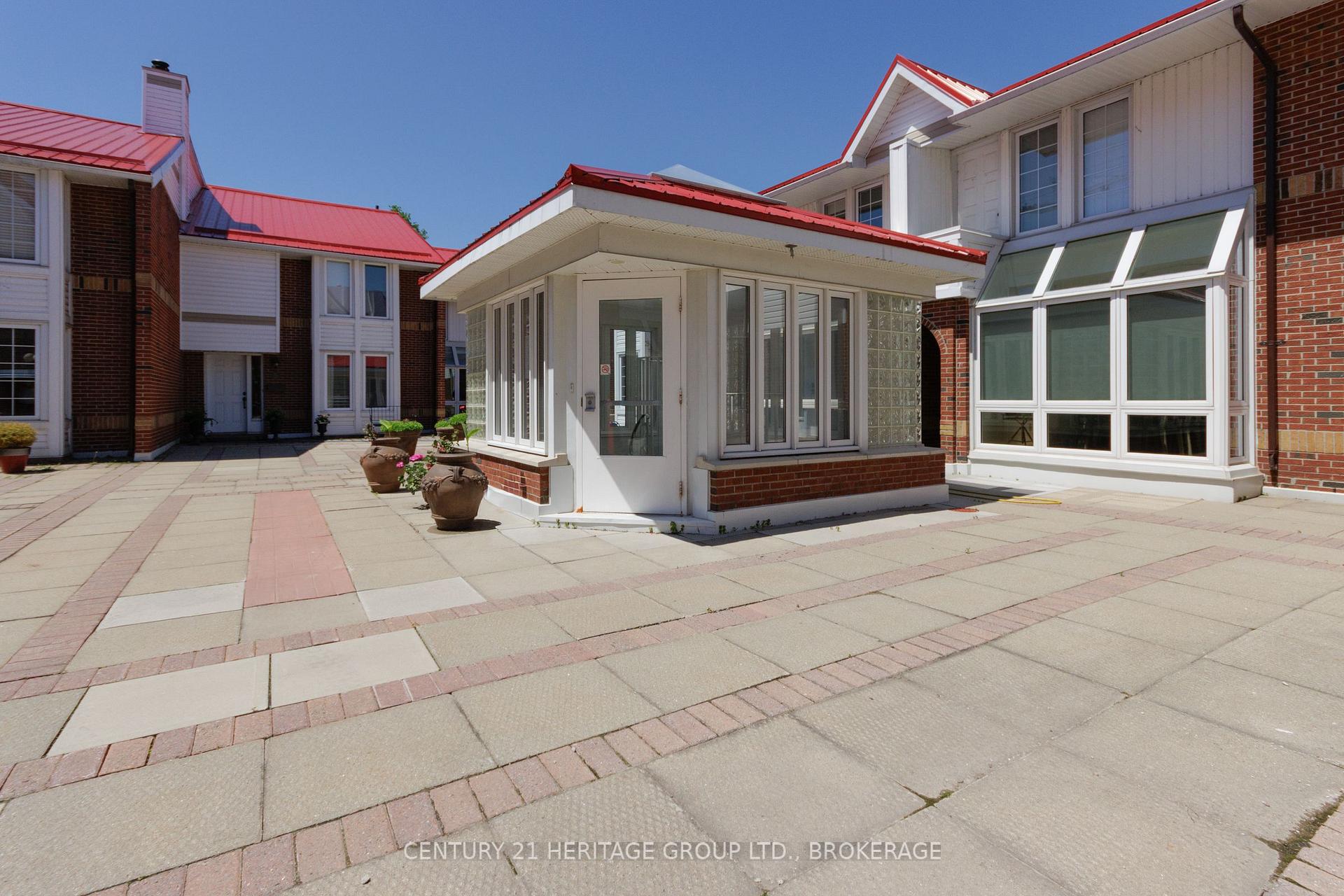 Photo 36 of Unit 61, 1 Place D'armes, Kingston, East of Sir John A. Blvd — HOMEH