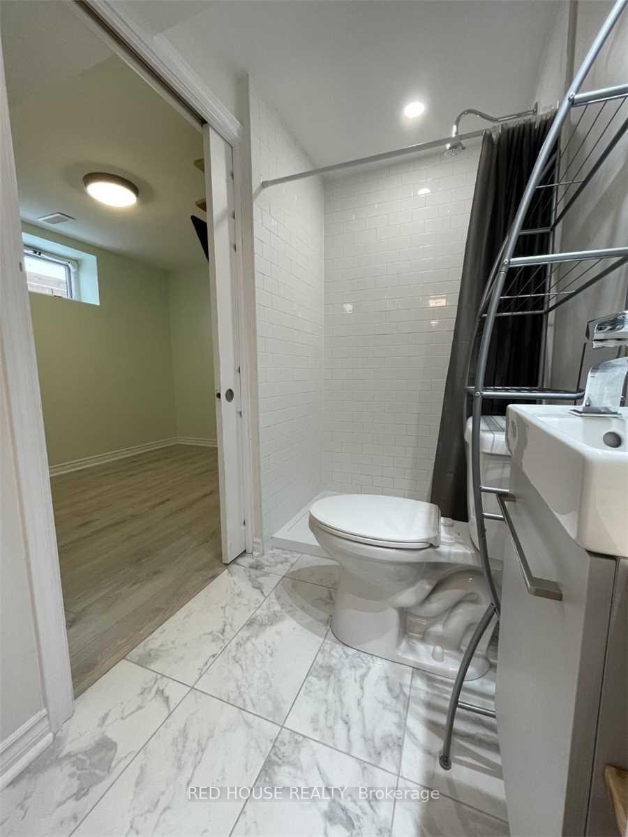 Photo 14 of Unit Lower, 69 Simpson Road, Newmarket, Central Newmarket — HOMEH