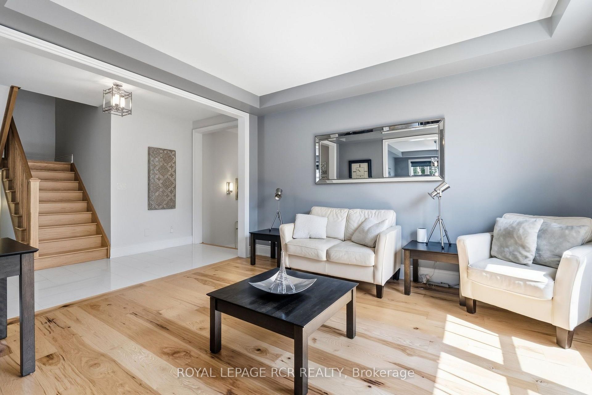 Photo 8 of 28 Billy Court, Caledon, Caledon East — HOMEH