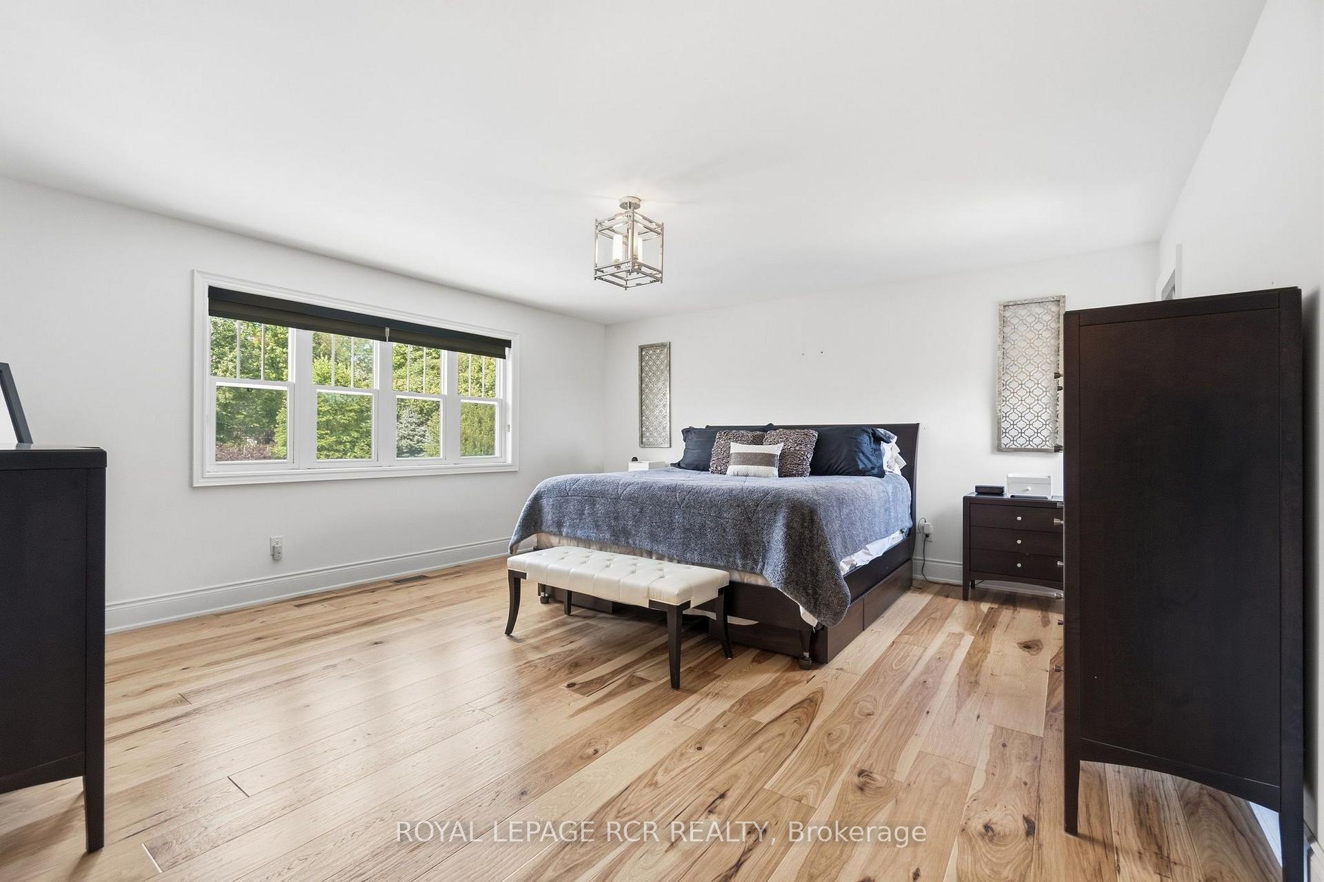 Photo 23 of 28 Billy Court, Caledon, Caledon East — HOMEH
