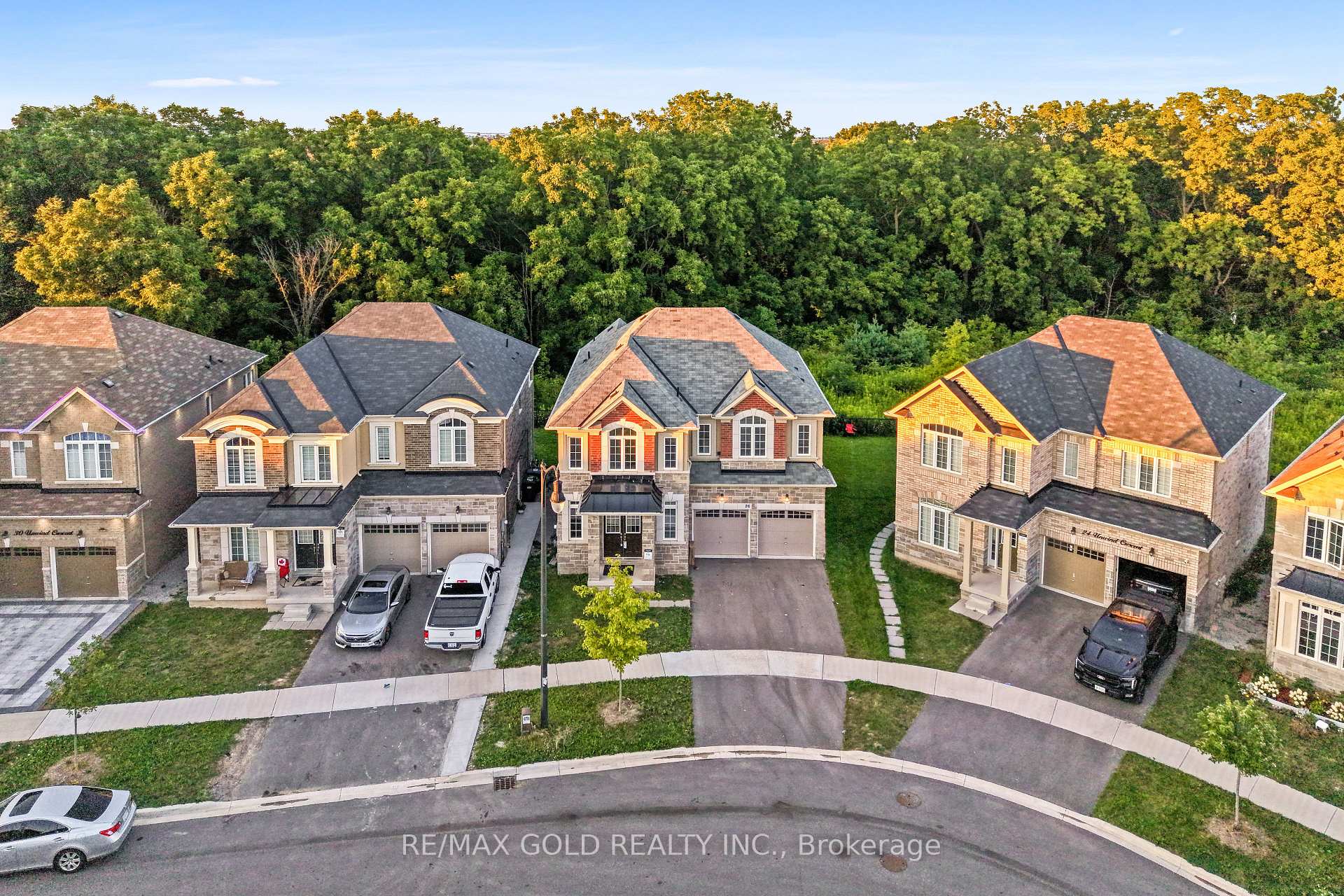 Photo 1 of 26 Unwind Crescent, Brampton, Credit Valley — HOMEH