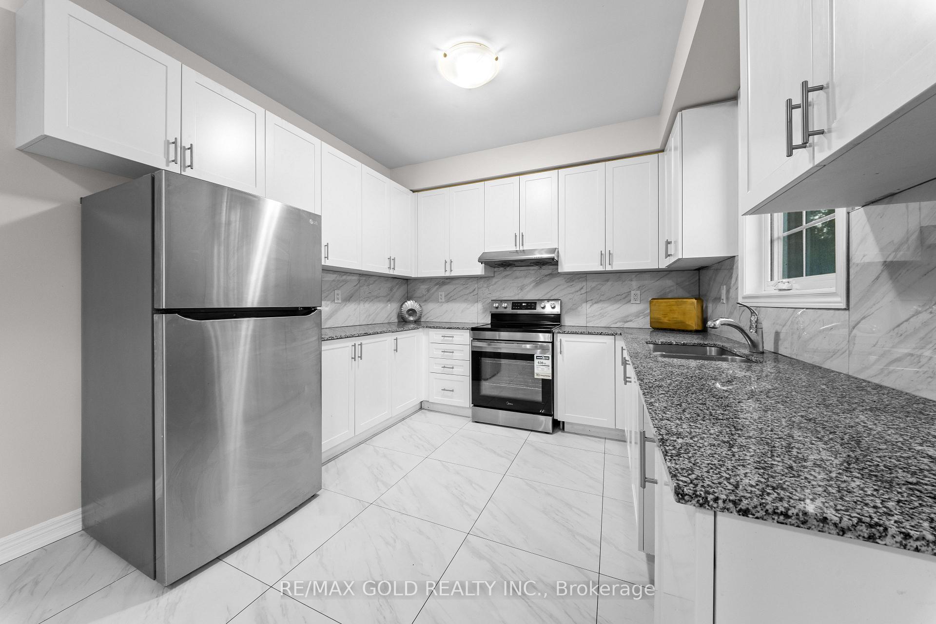 Photo 9 of 26 Unwind Crescent, Brampton, Credit Valley — HOMEH