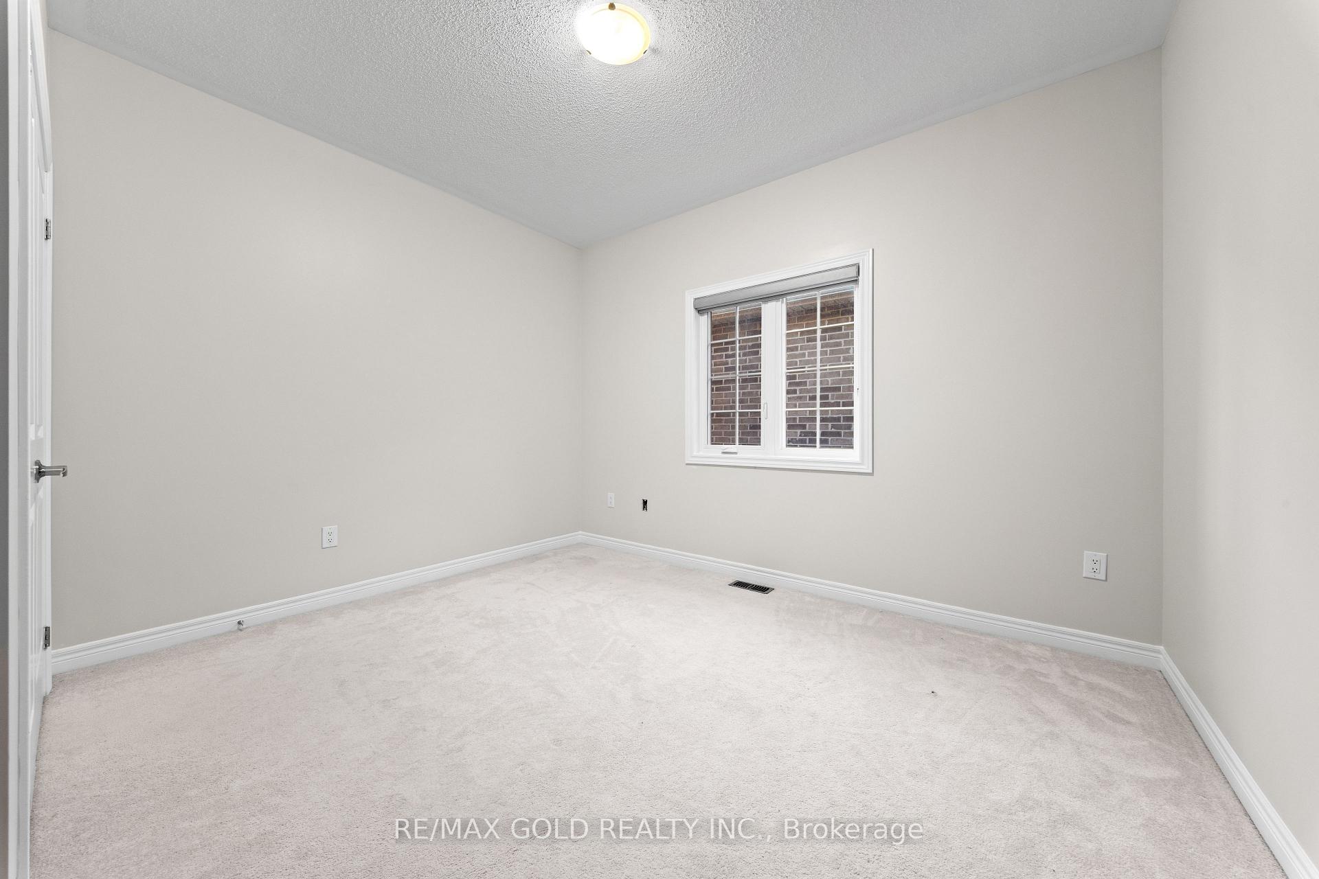 Photo 19 of 26 Unwind Crescent, Brampton, Credit Valley — HOMEH