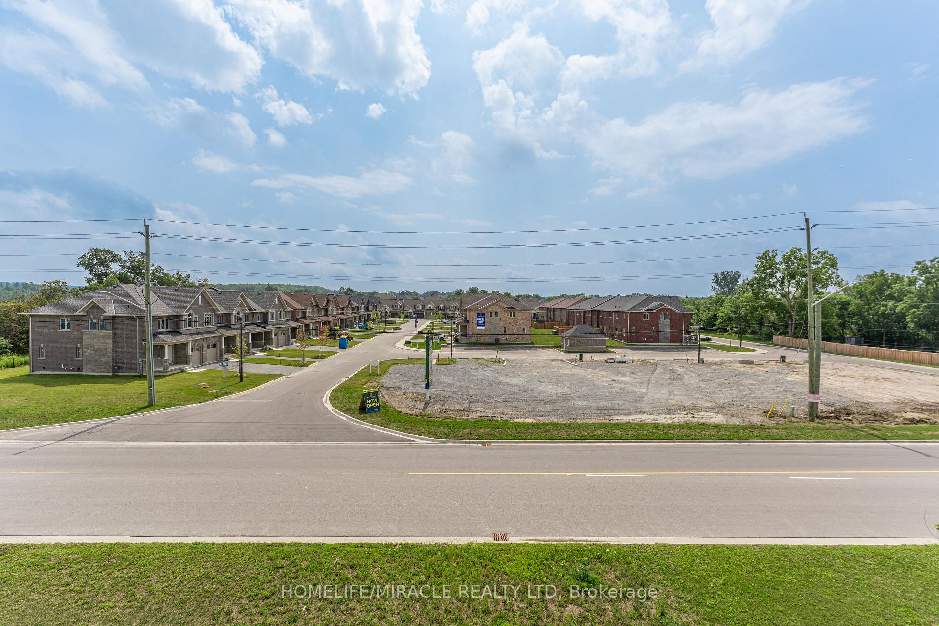 Photo 33 of 32 Alan Williams Trail, Uxbridge — HOMEH