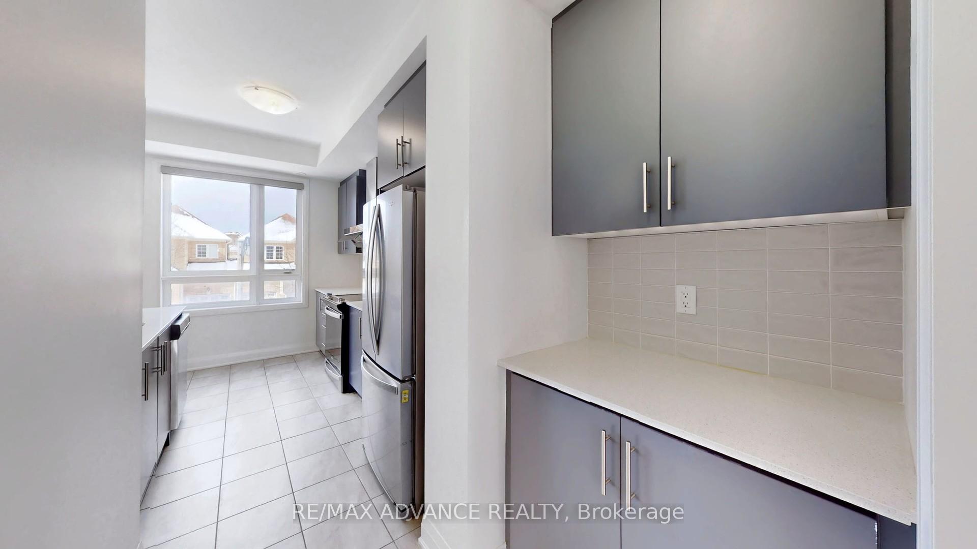 Photo 13 of 4 Carole Bell Way, Markham, Wismer — HOMEH