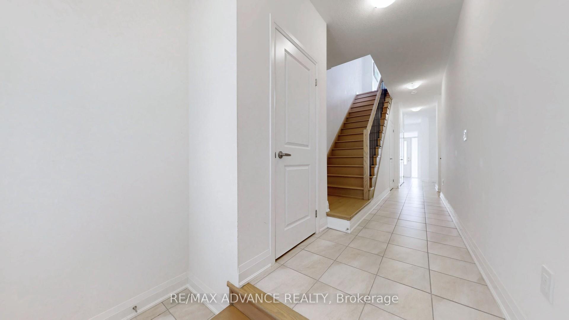 Photo 39 of 4 Carole Bell Way, Markham, Wismer — HOMEH