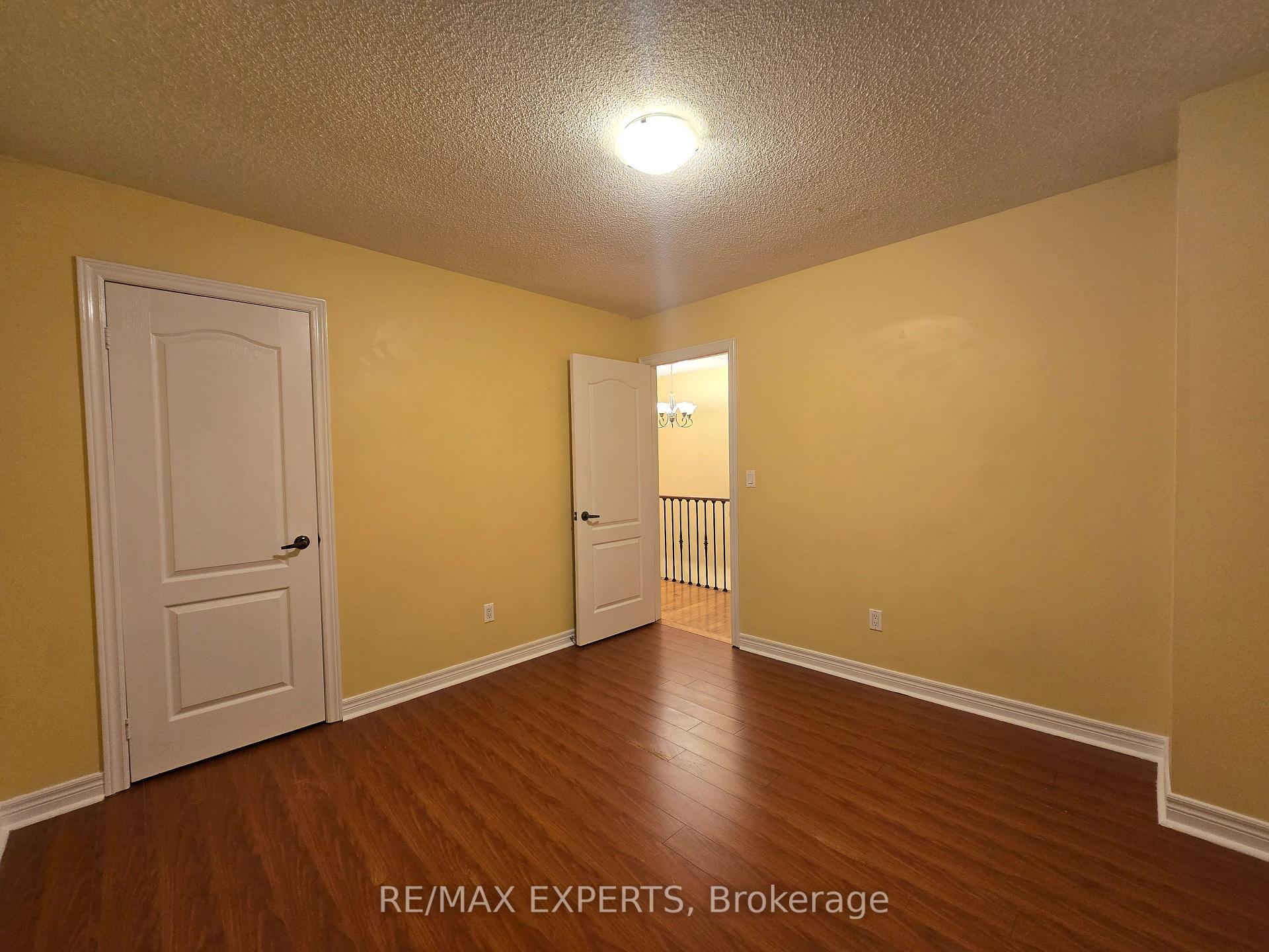 Photo 20 of 48 Dunvegan Crescent, Brampton, Fletcher's Meadow — HOMEH