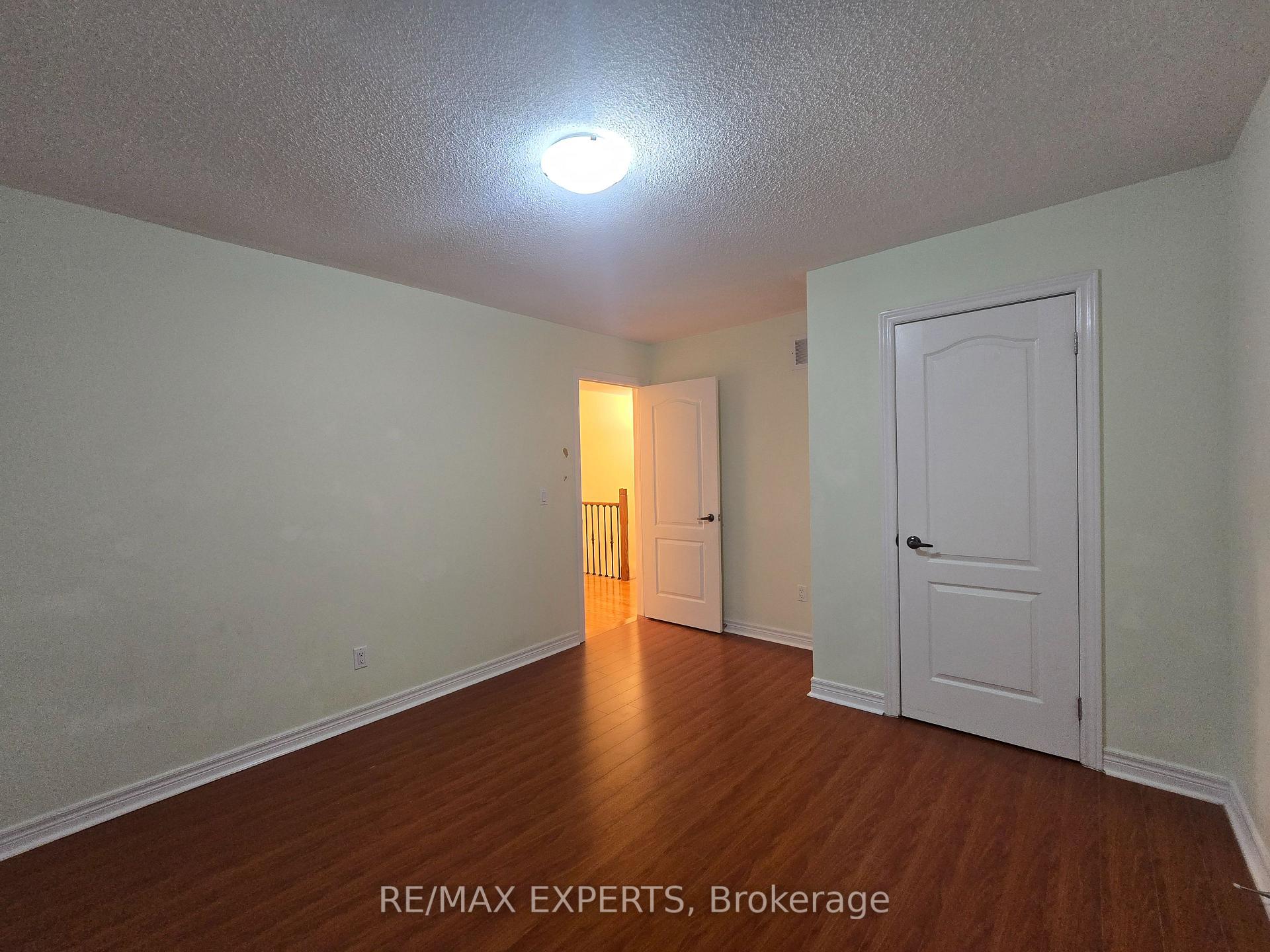 Photo 38 of 48 Dunvegan Crescent, Brampton, Fletcher's Meadow — HOMEH