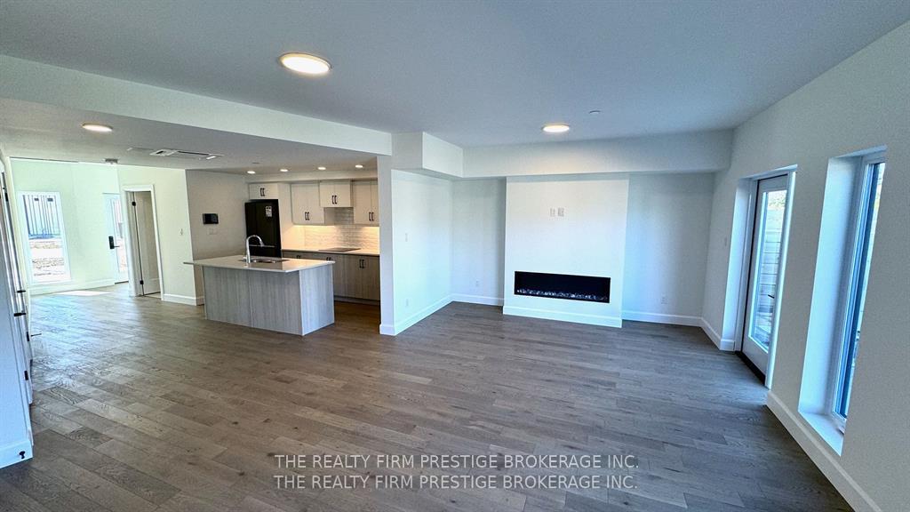 Photo 3 of Unit B118, 2082 Lumen Drive, London, South A — HOMEH