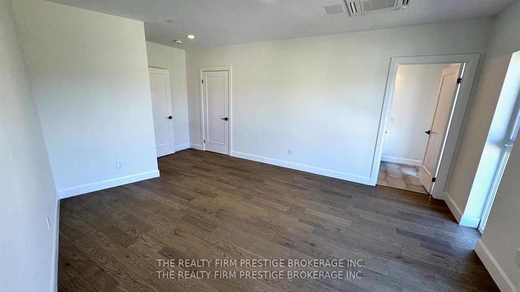 Photo 7 of Unit B118, 2082 Lumen Drive, London, South A — HOMEH