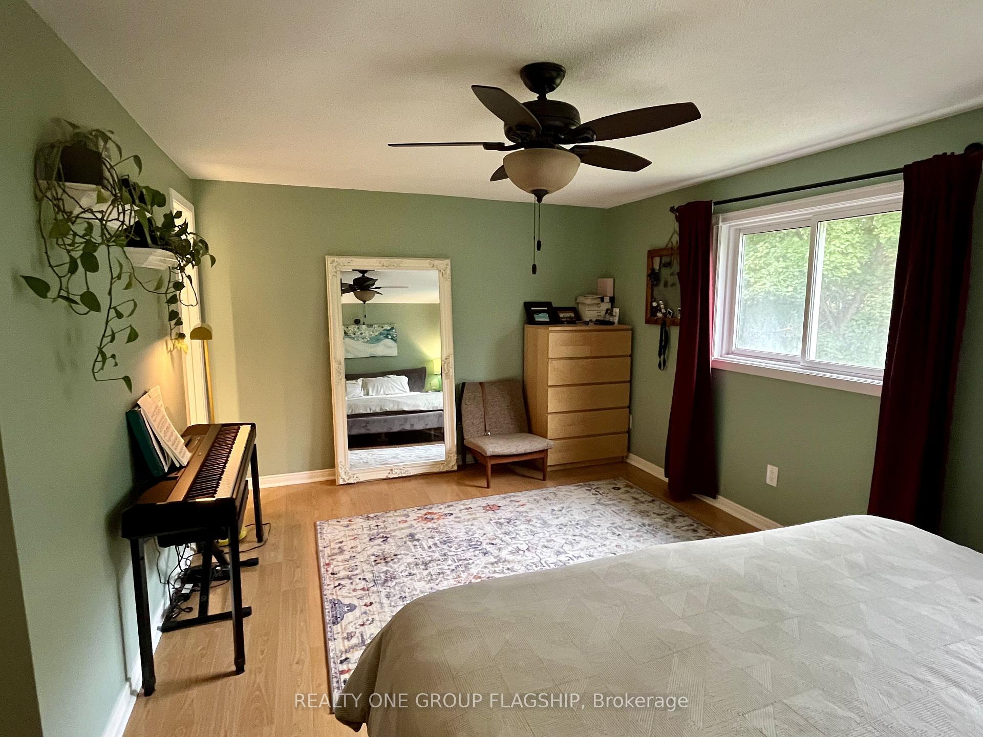 Photo 34 of 73 Durie Lane, Markham, Aileen-Willowbrook — HOMEH