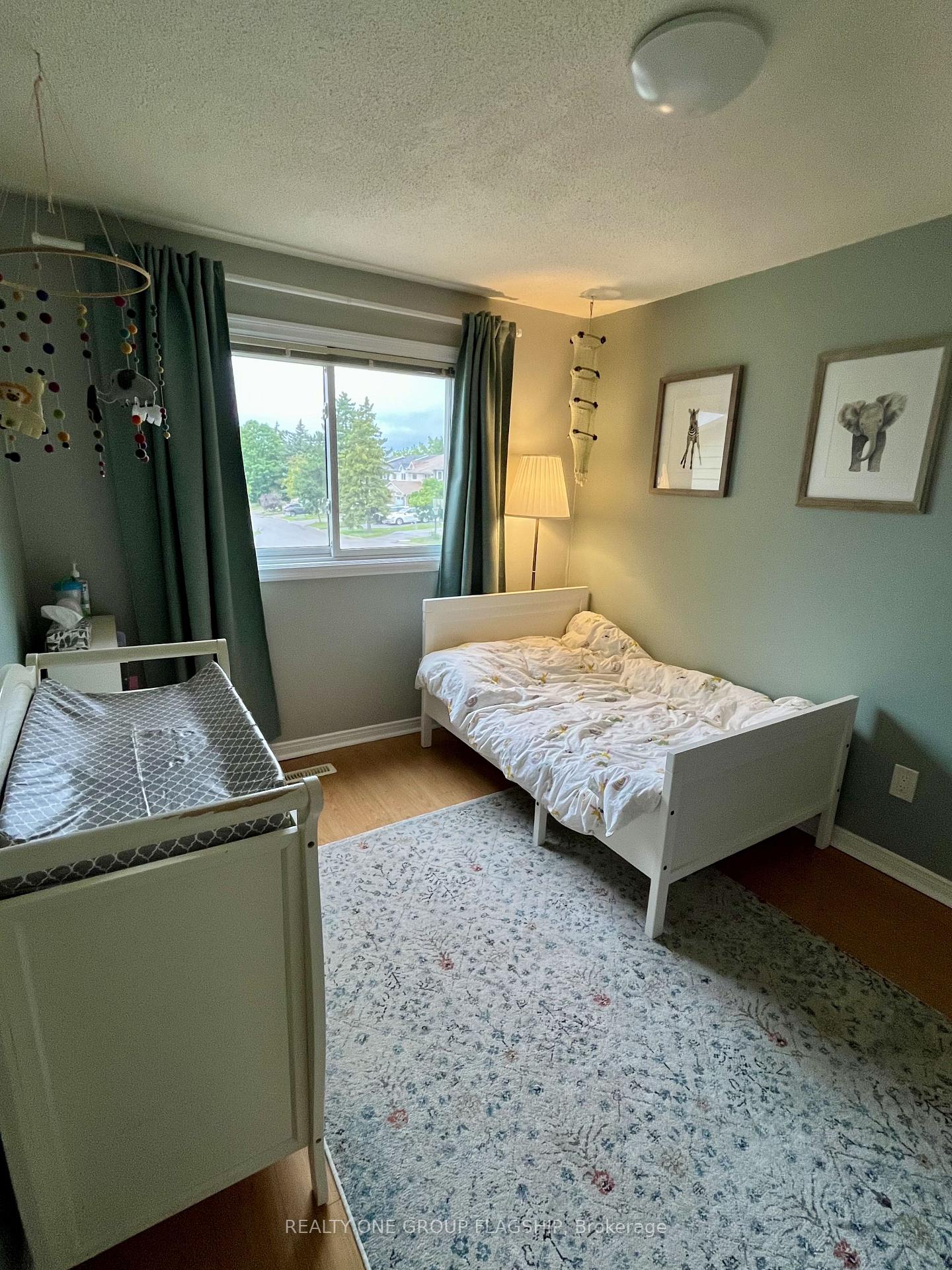 Photo 38 of 73 Durie Lane, Markham, Aileen-Willowbrook — HOMEH