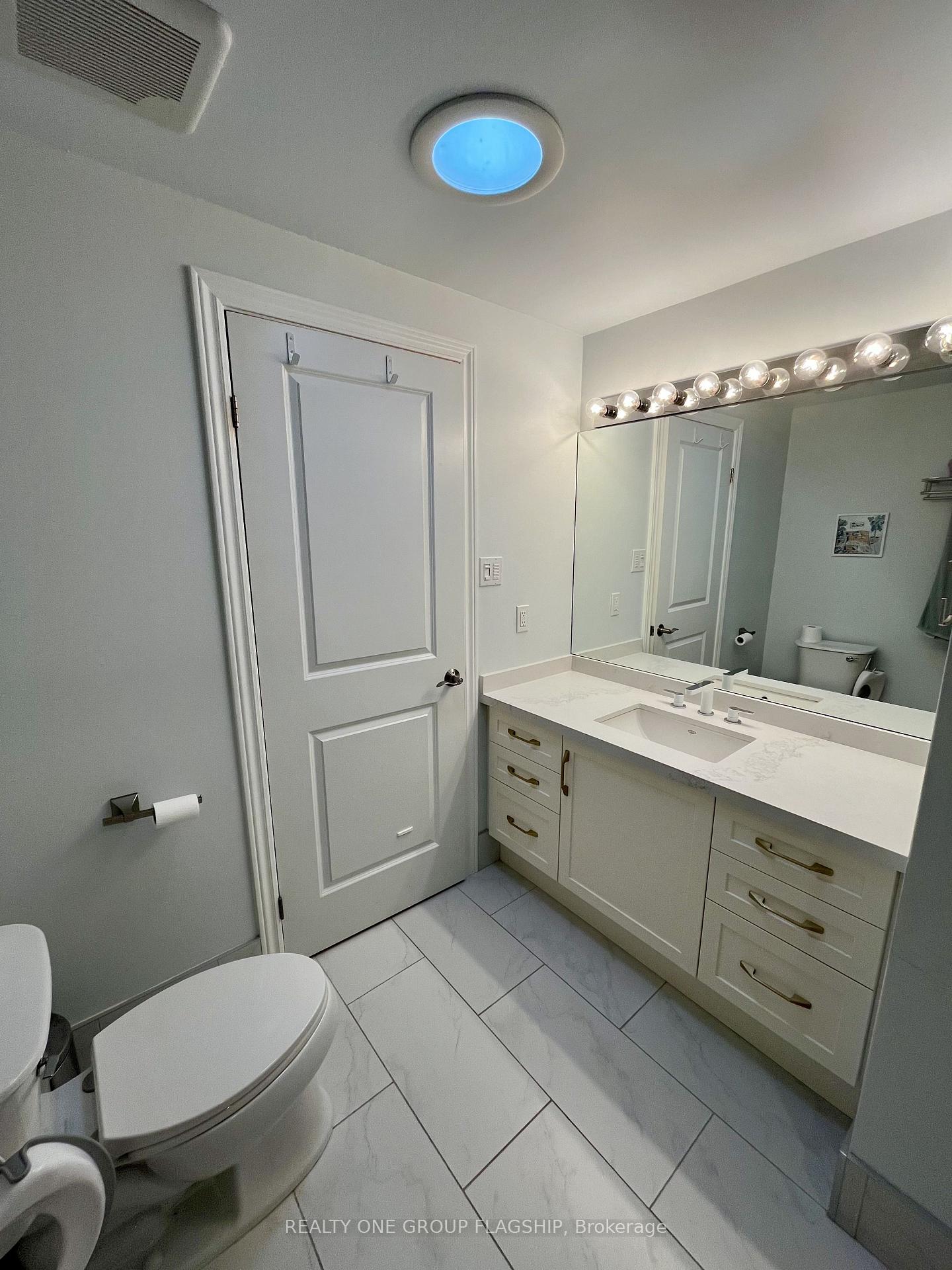Photo 44 of 73 Durie Lane, Markham, Aileen-Willowbrook — HOMEH