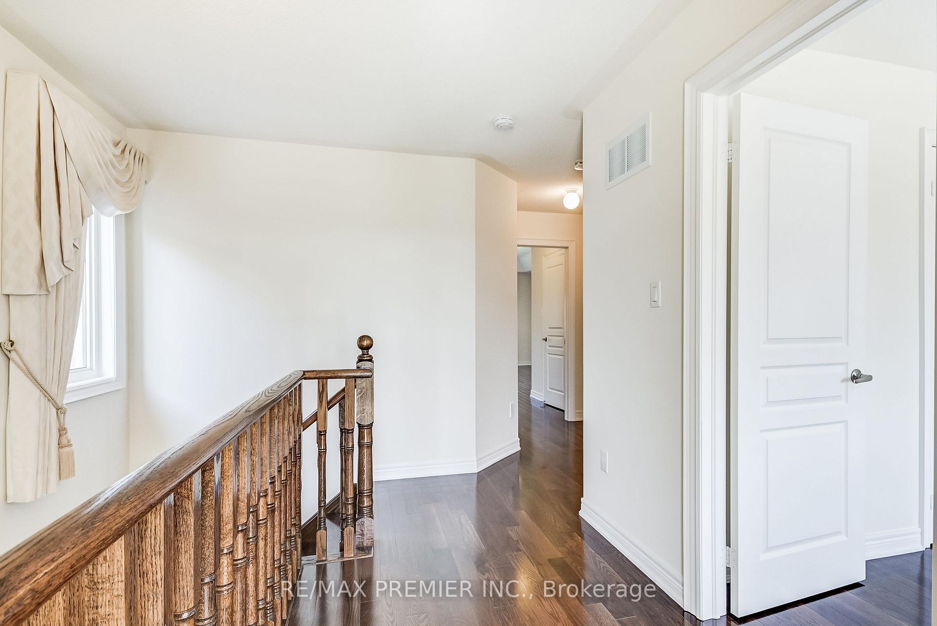 Photo 23 of 246 Hansard Drive, Vaughan, Vellore Village — HOMEH