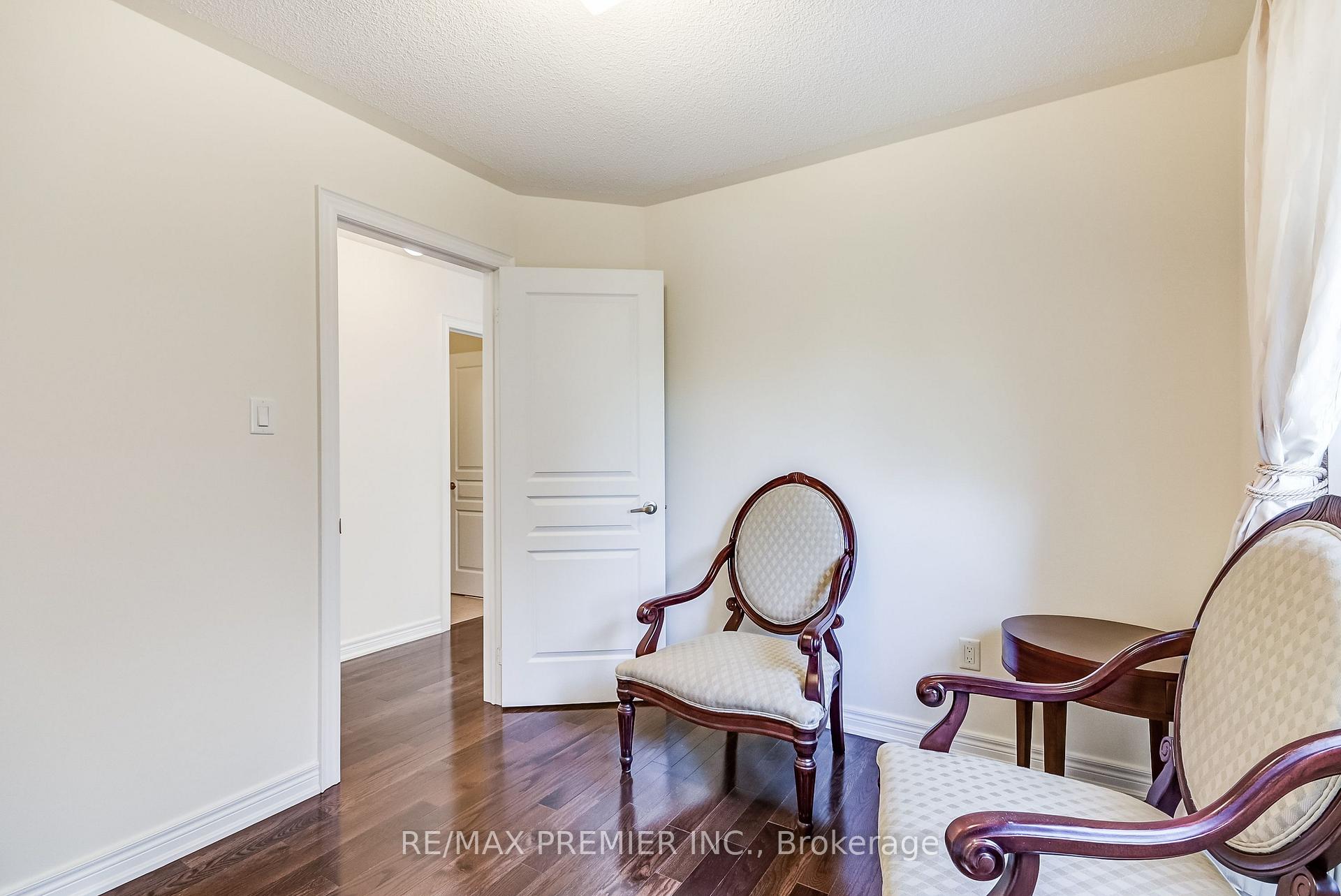 Photo 35 of 246 Hansard Drive, Vaughan, Vellore Village — HOMEH