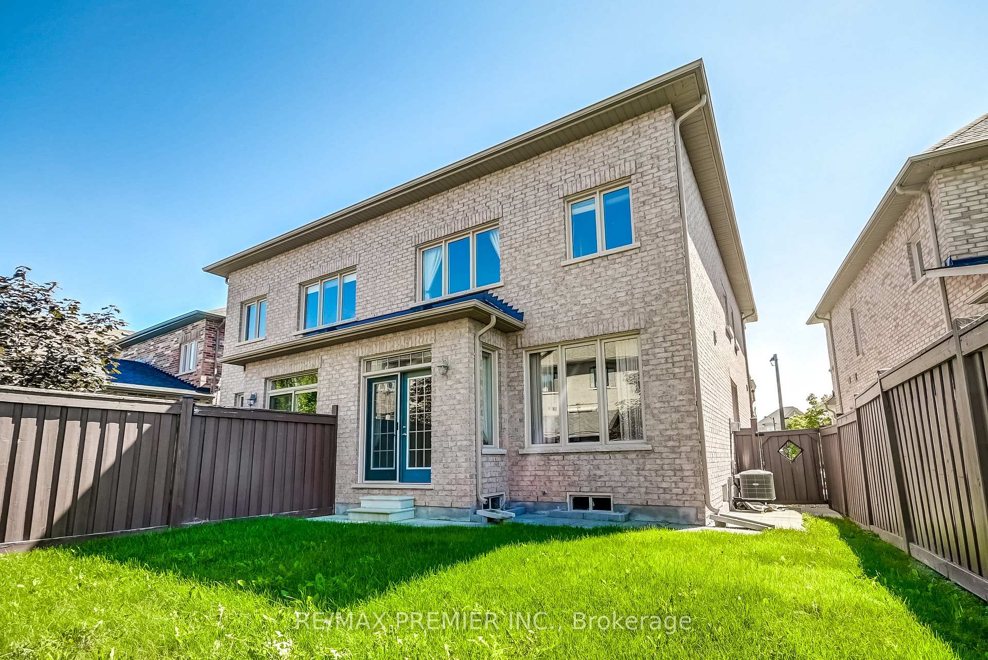 Photo 37 of 246 Hansard Drive, Vaughan, Vellore Village — HOMEH