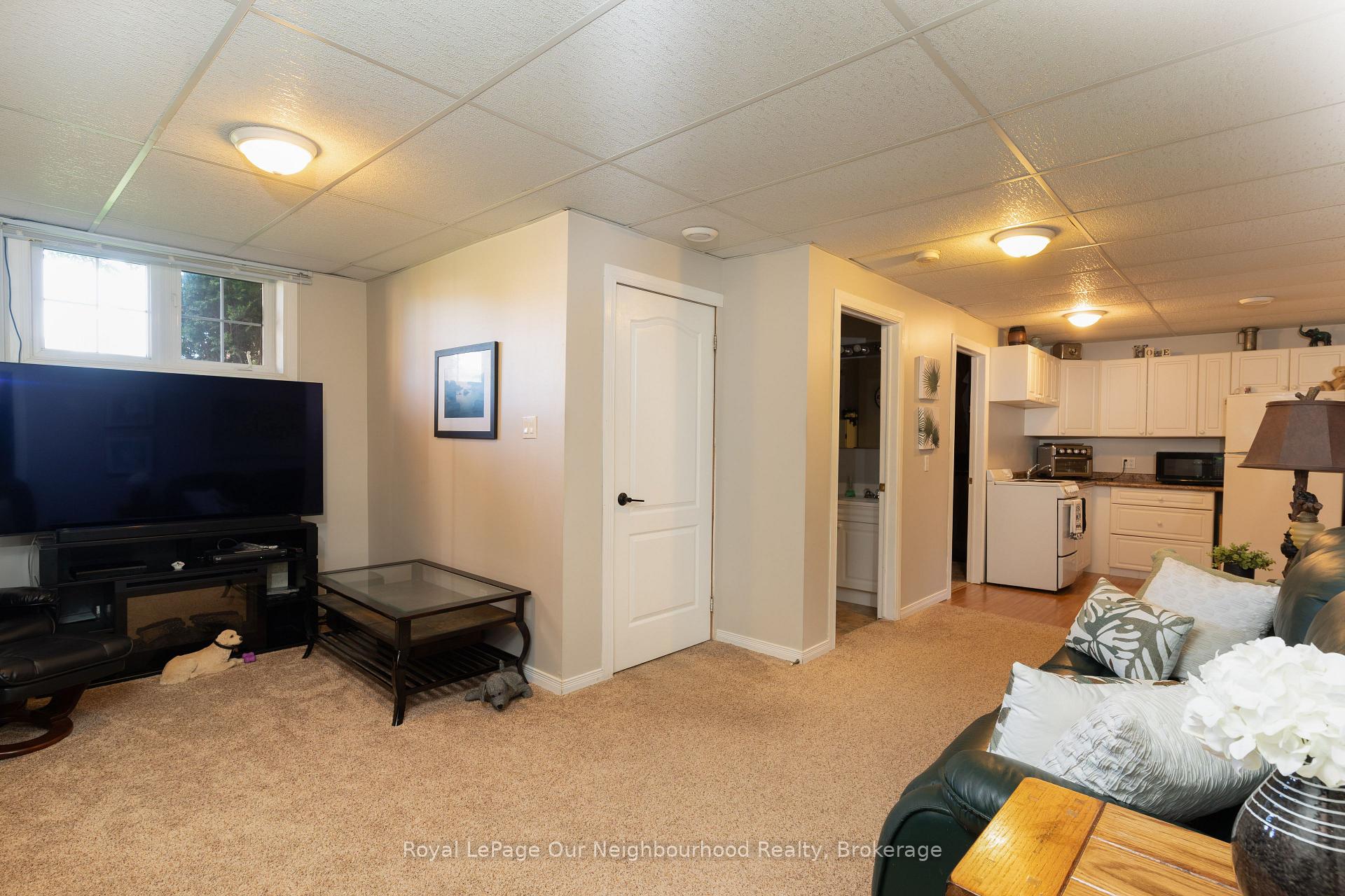 Photo 16 of 99 Sweetnam Drive, Kawartha Lakes, Lindsay — HOMEH