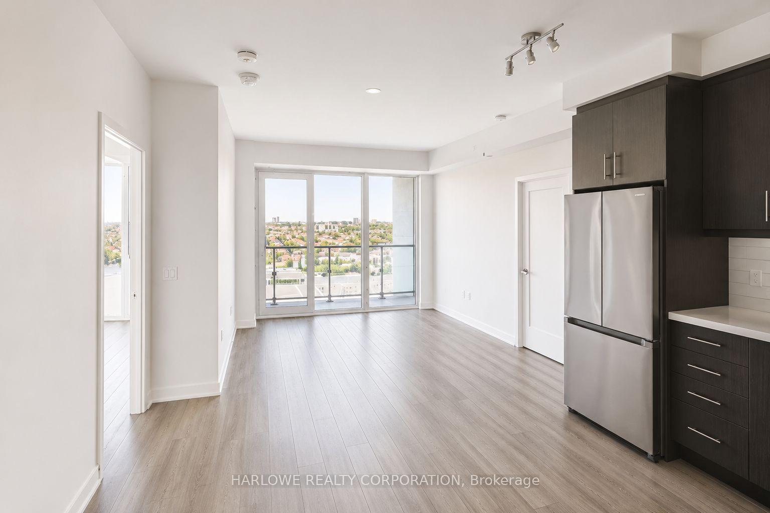Photo 2 of Unit 1607, 105 Oneida Crescent, Richmond Hill, Langstaff — HOMEH