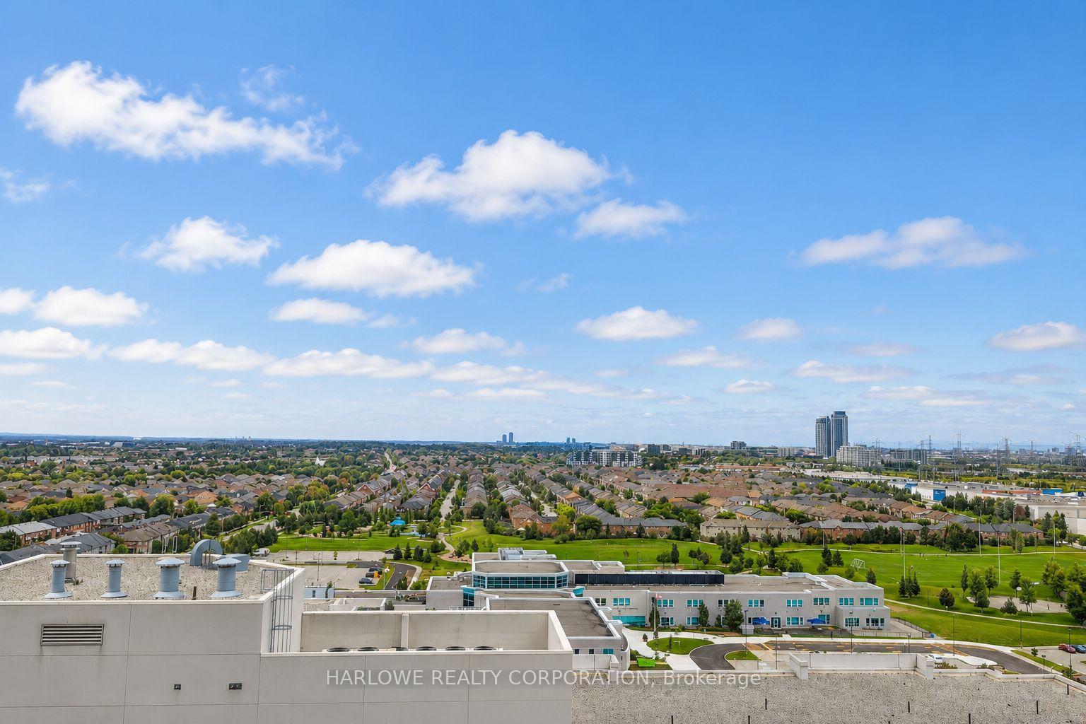 Photo 10 of Unit 1607, 105 Oneida Crescent, Richmond Hill, Langstaff — HOMEH
