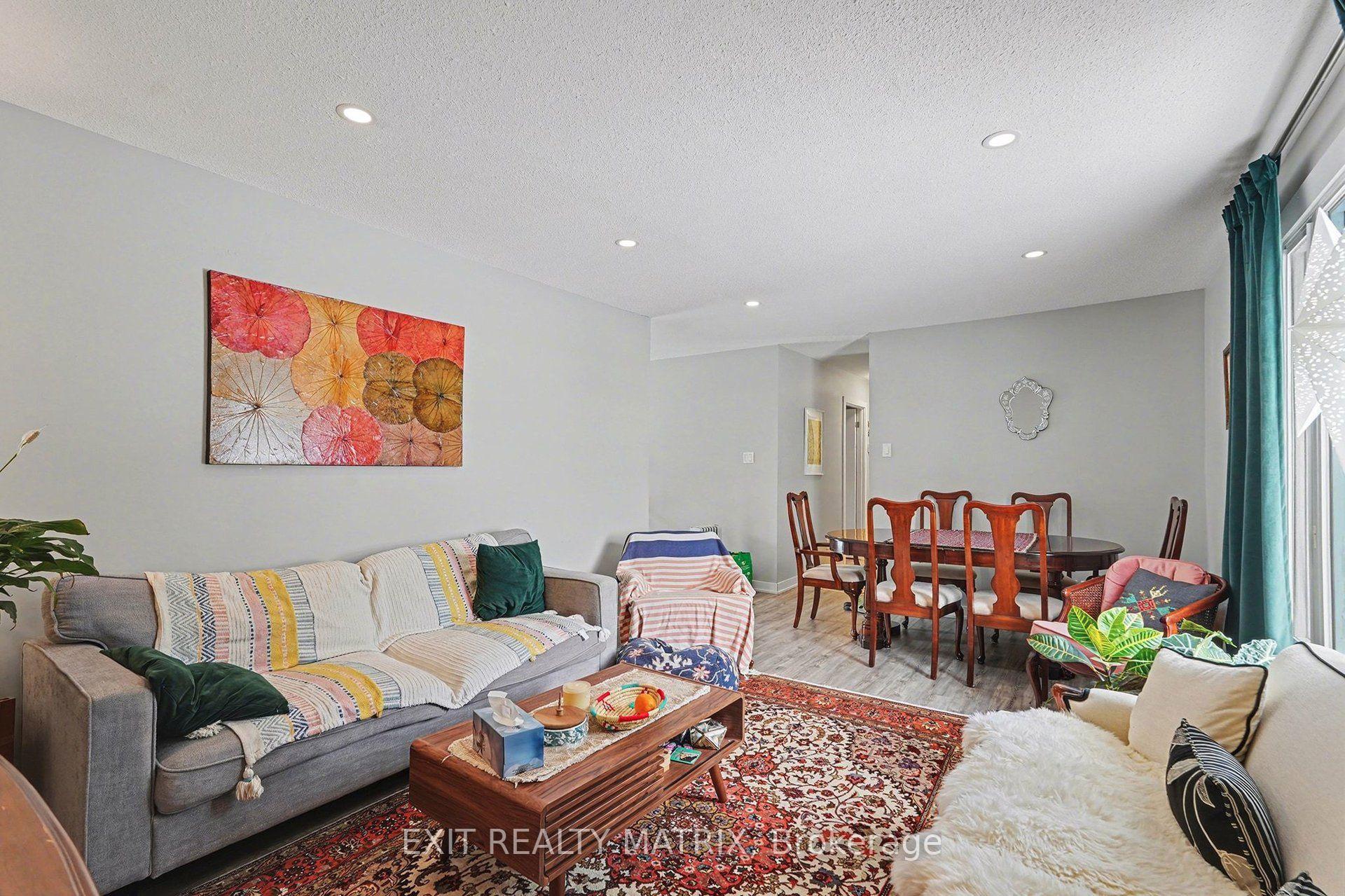 Photo 3 of 91 Sheldrake Drive, Ottawa, Kanata - Glencairn/Hazeldean — HOMEH