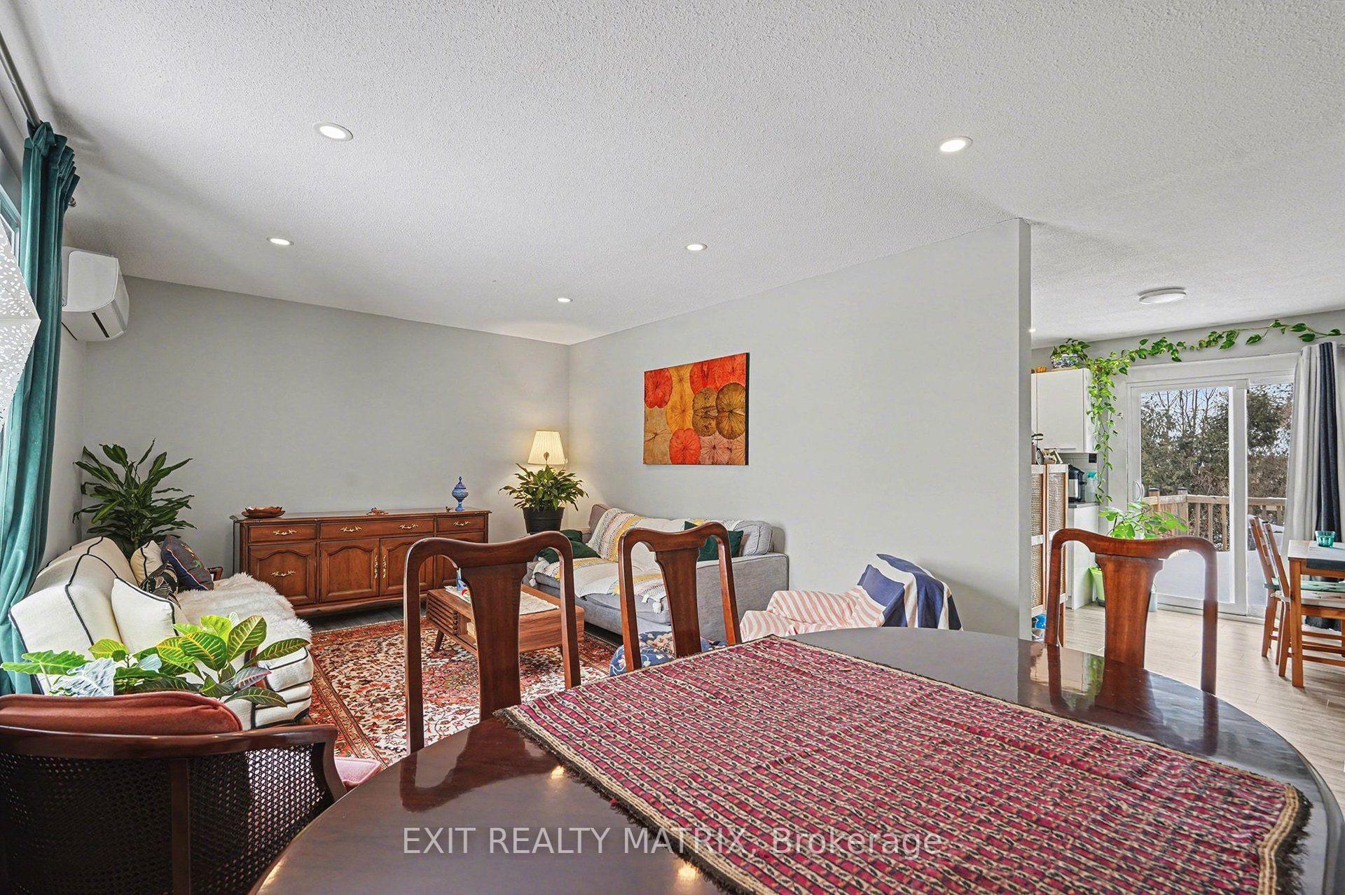 Photo 6 of 91 Sheldrake Drive, Ottawa, Kanata - Glencairn/Hazeldean — HOMEH