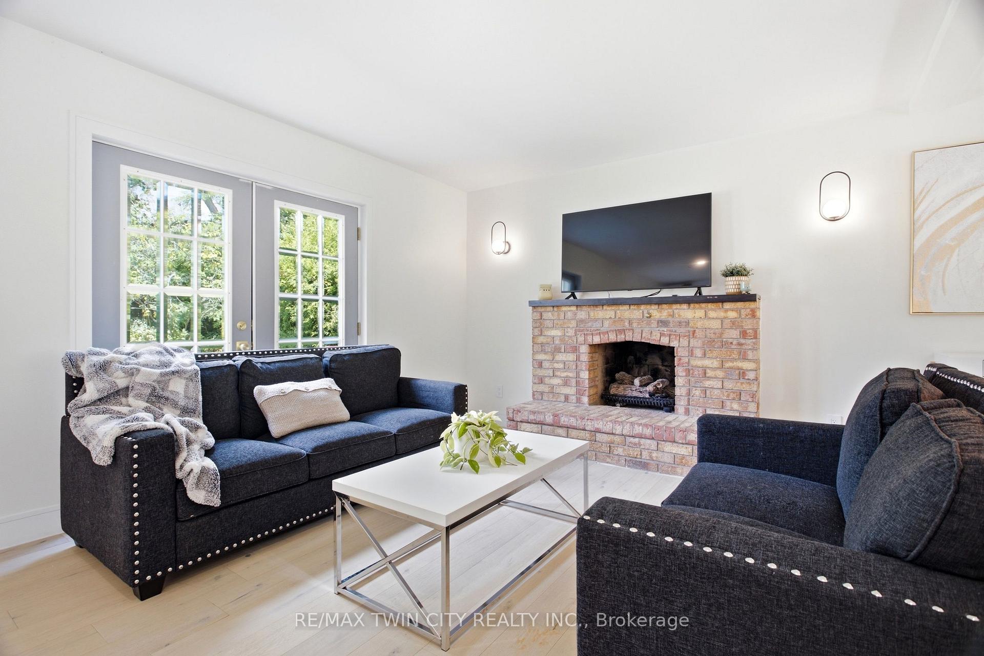 Photo 26 of 416 Clairbrook Crescent, Waterloo, Upper Beechwood — HOMEH