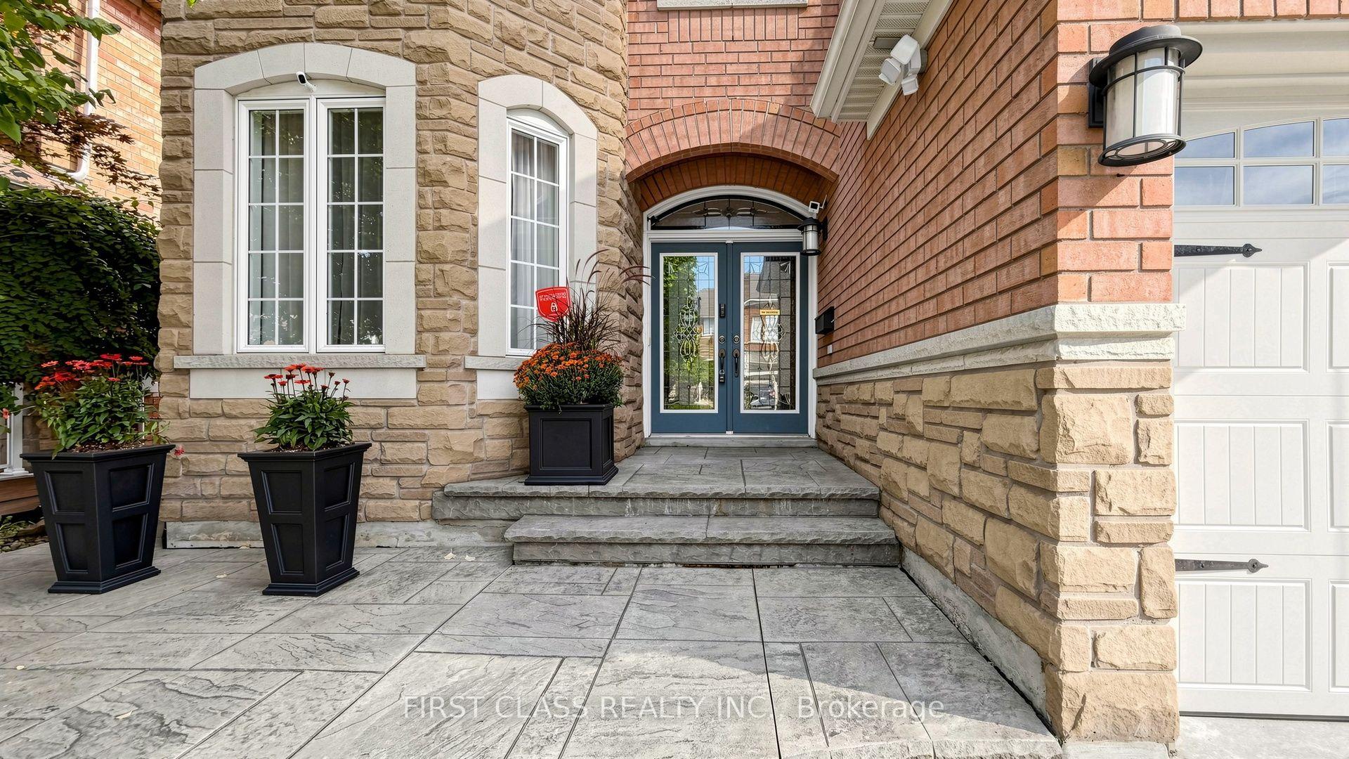 Photo 3 of 3292 Topeka Drive, Mississauga, Churchill Meadows — HOMEH