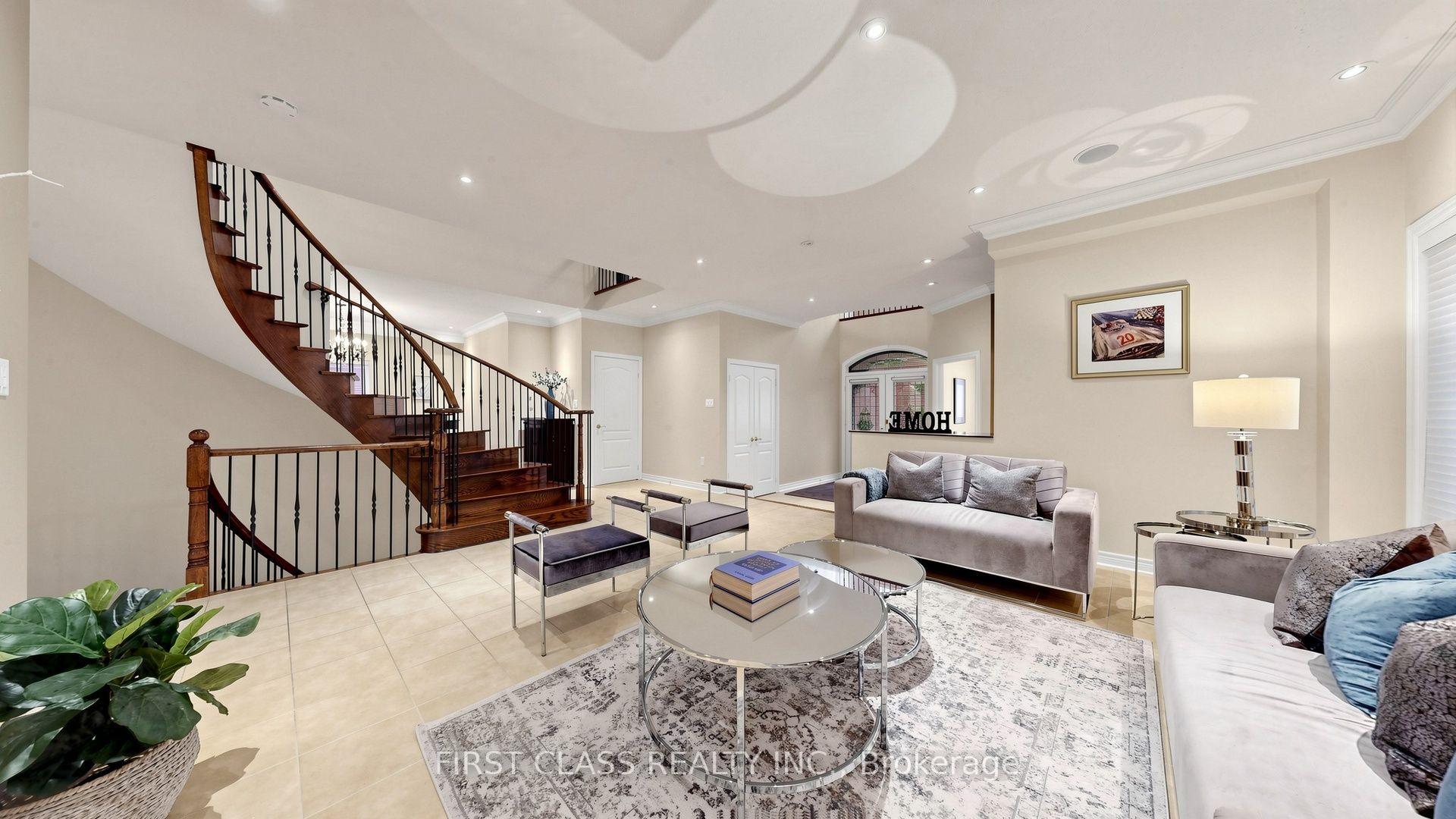 Photo 5 of 3292 Topeka Drive, Mississauga, Churchill Meadows — HOMEH