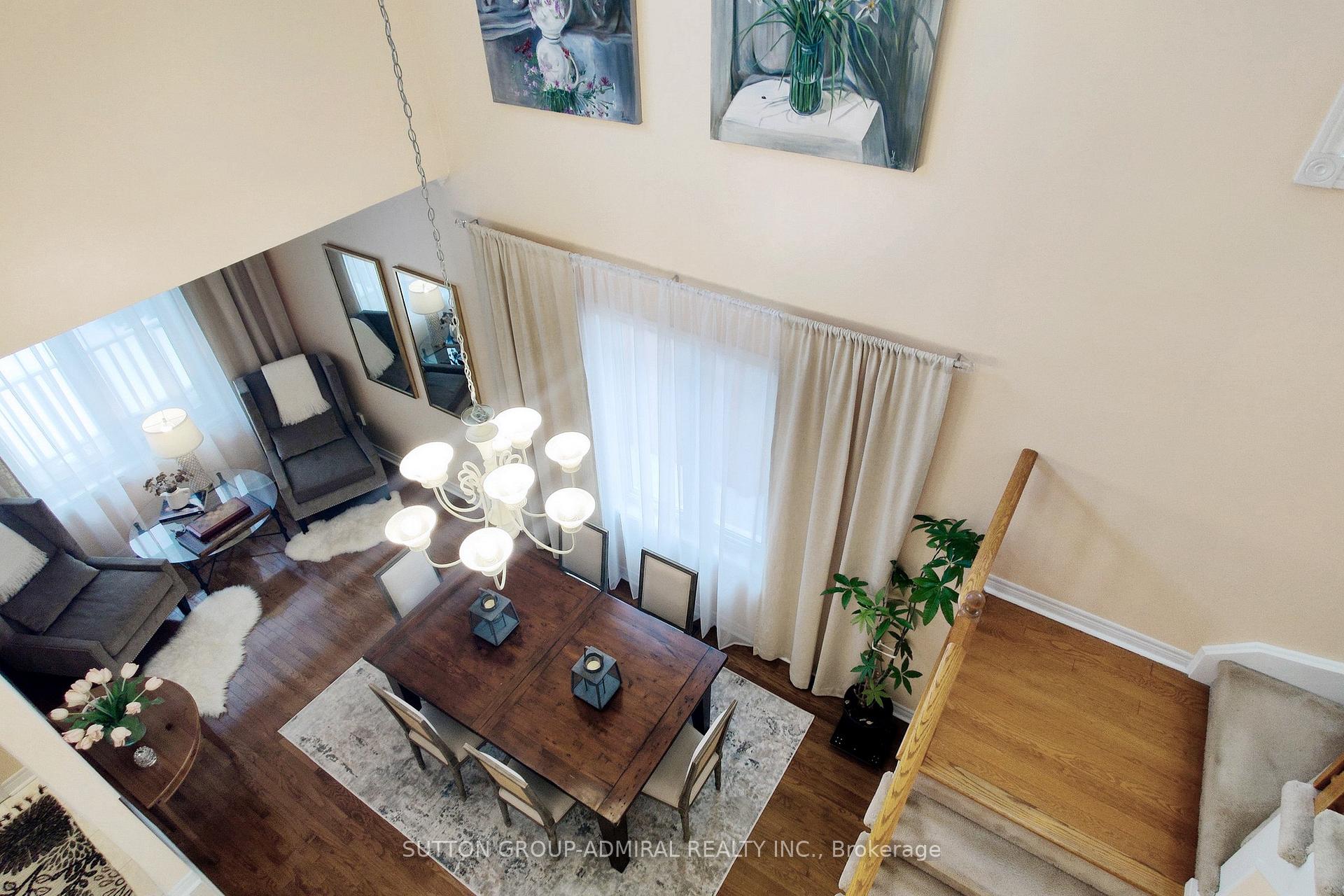 Photo 8 of 66 Tuscana Boulevard, Vaughan, Patterson — HOMEH