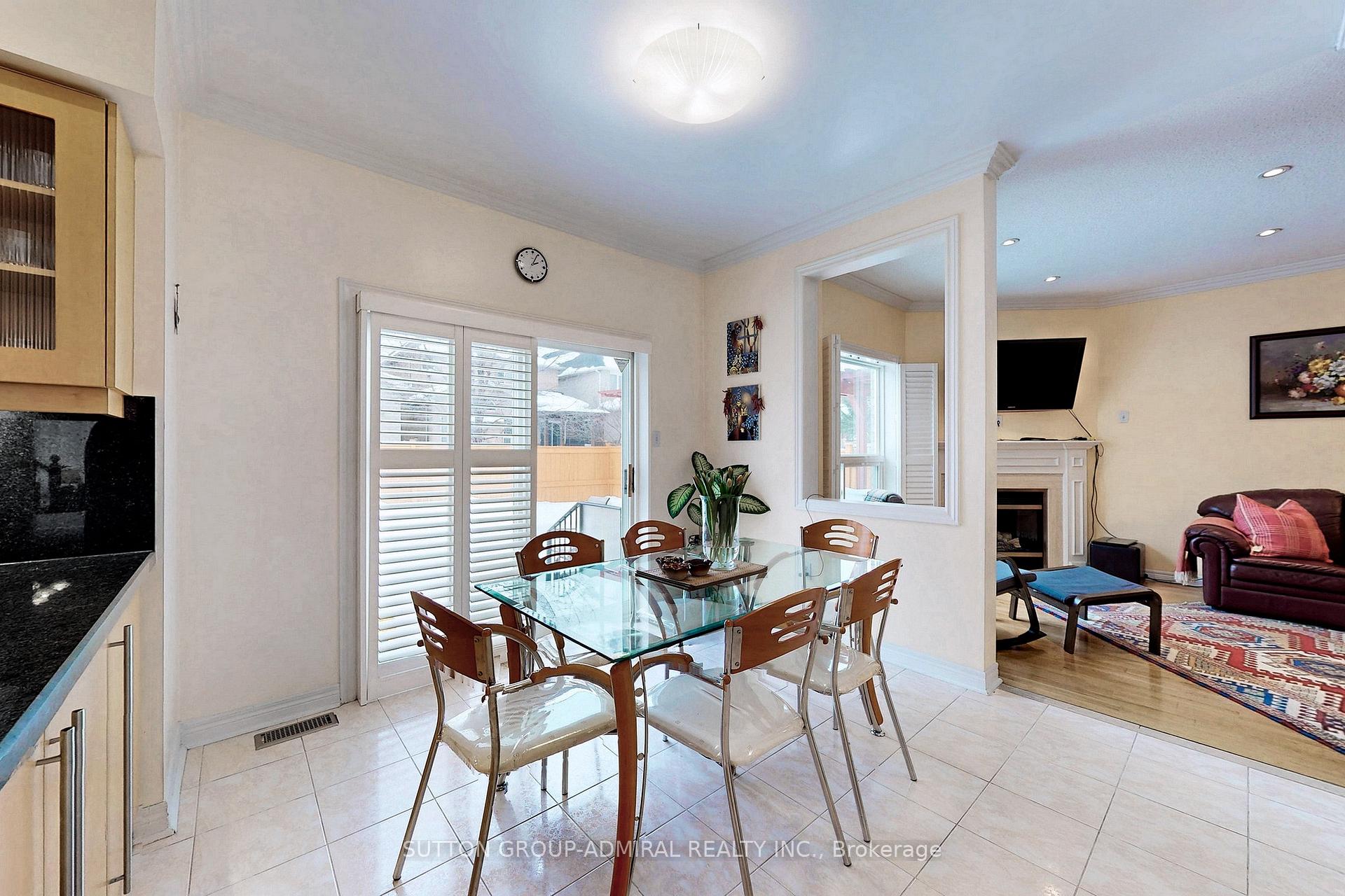 Photo 13 of 66 Tuscana Boulevard, Vaughan, Patterson — HOMEH