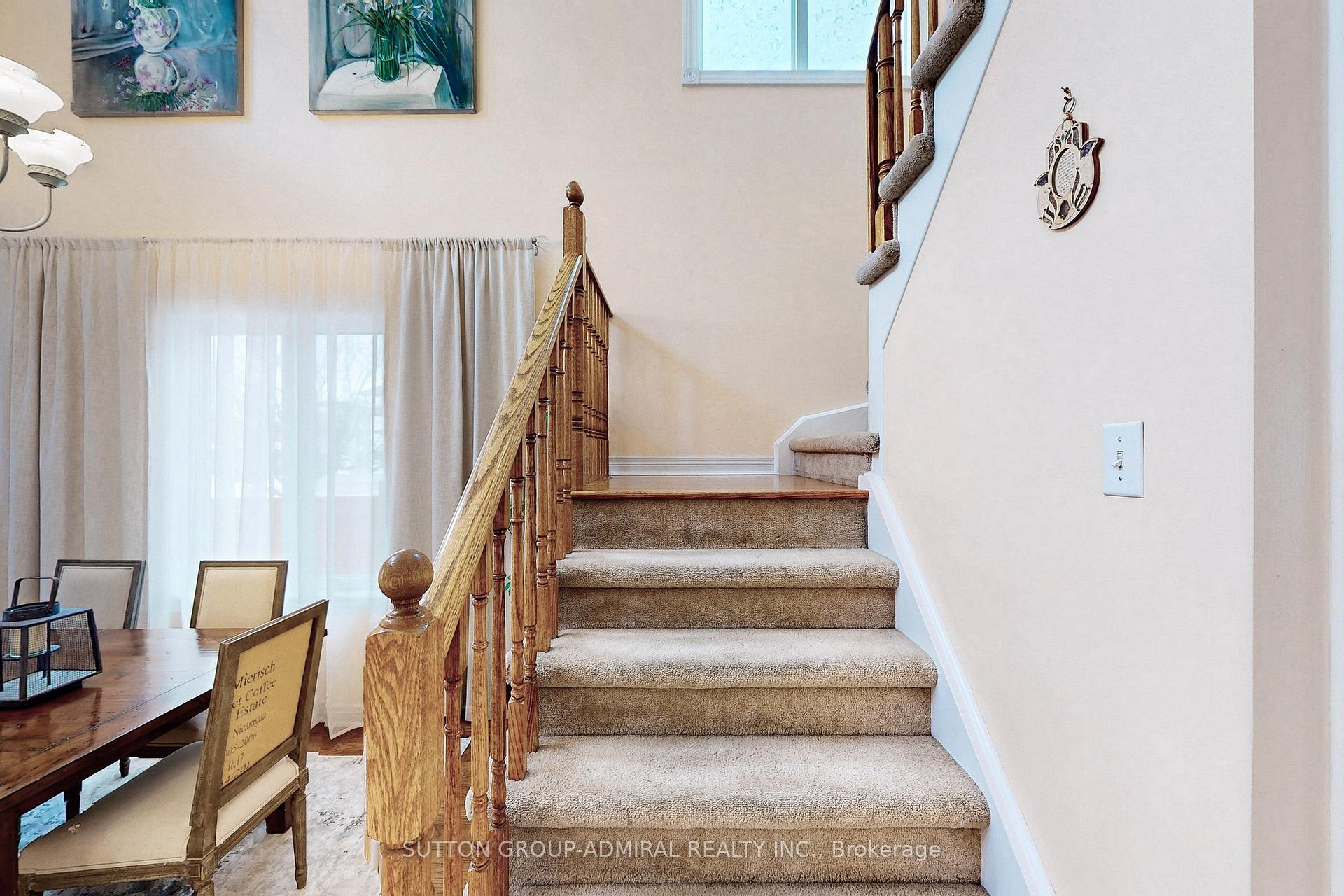 Photo 20 of 66 Tuscana Boulevard, Vaughan, Patterson — HOMEH