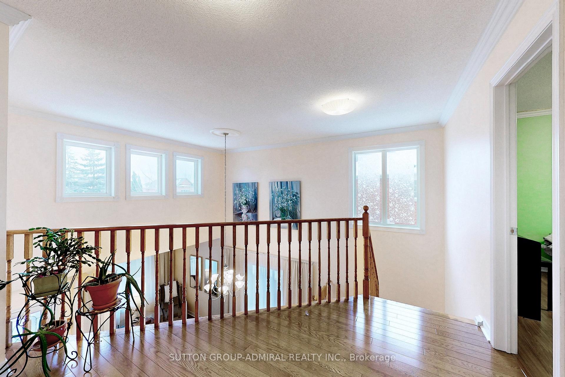 Photo 21 of 66 Tuscana Boulevard, Vaughan, Patterson — HOMEH