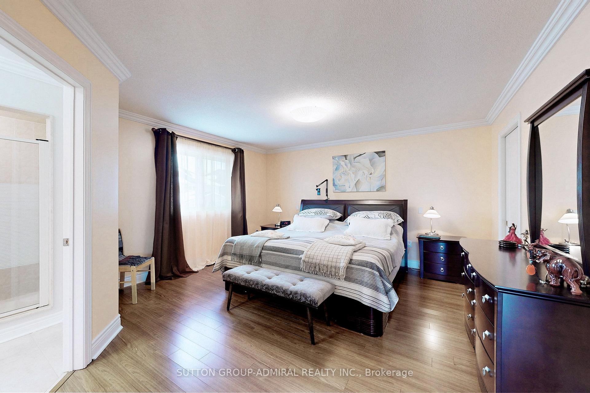 Photo 22 of 66 Tuscana Boulevard, Vaughan, Patterson — HOMEH