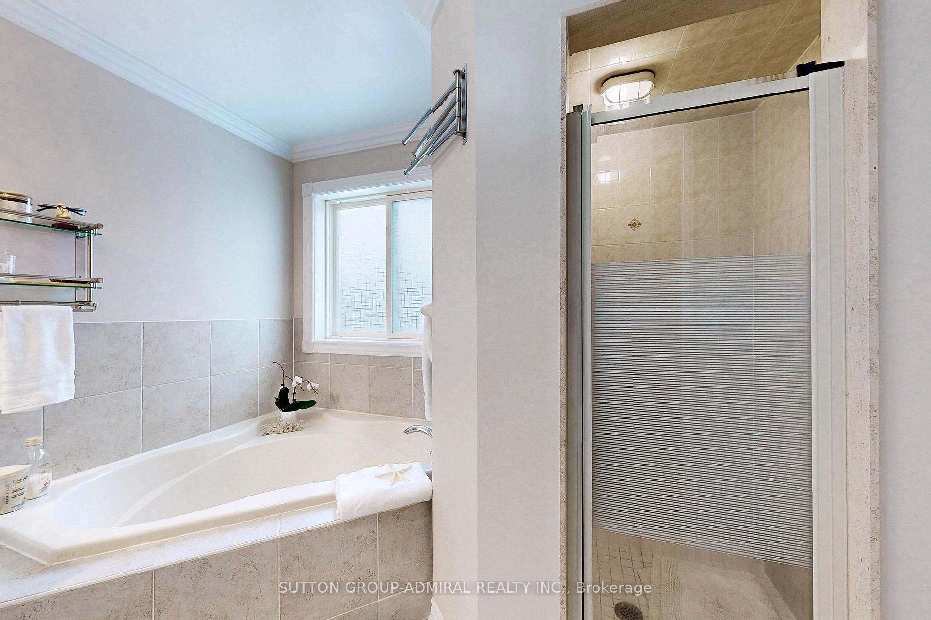 Photo 26 of 66 Tuscana Boulevard, Vaughan, Patterson — HOMEH
