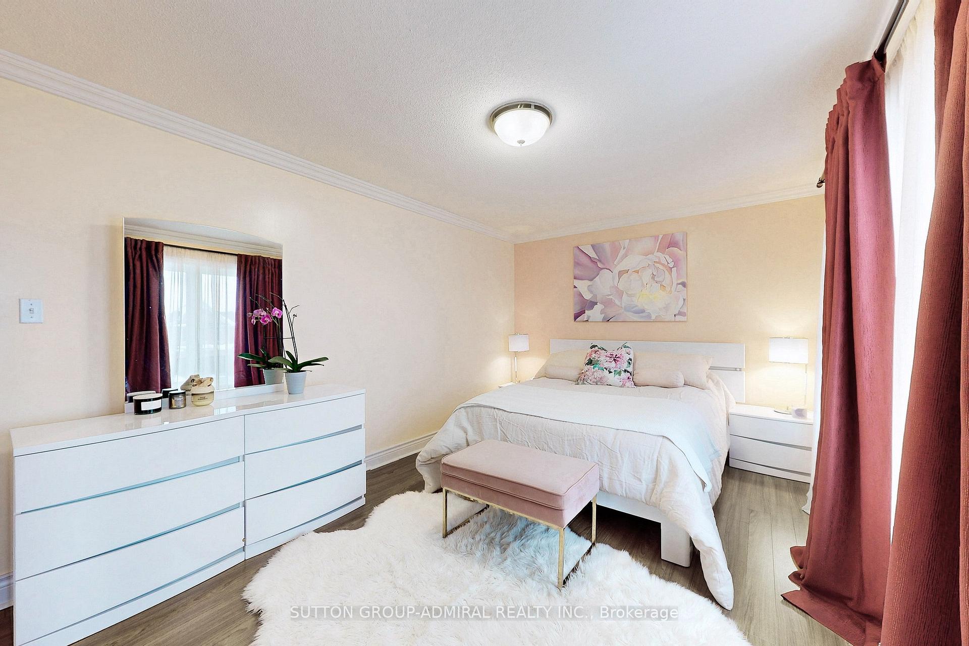 Photo 29 of 66 Tuscana Boulevard, Vaughan, Patterson — HOMEH