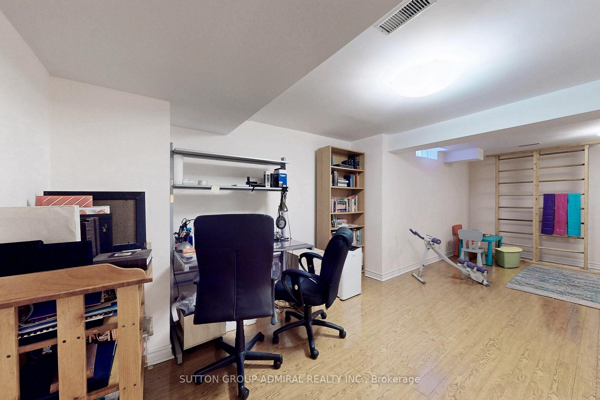 Photo 40 of 66 Tuscana Boulevard, Vaughan, Patterson — HOMEH