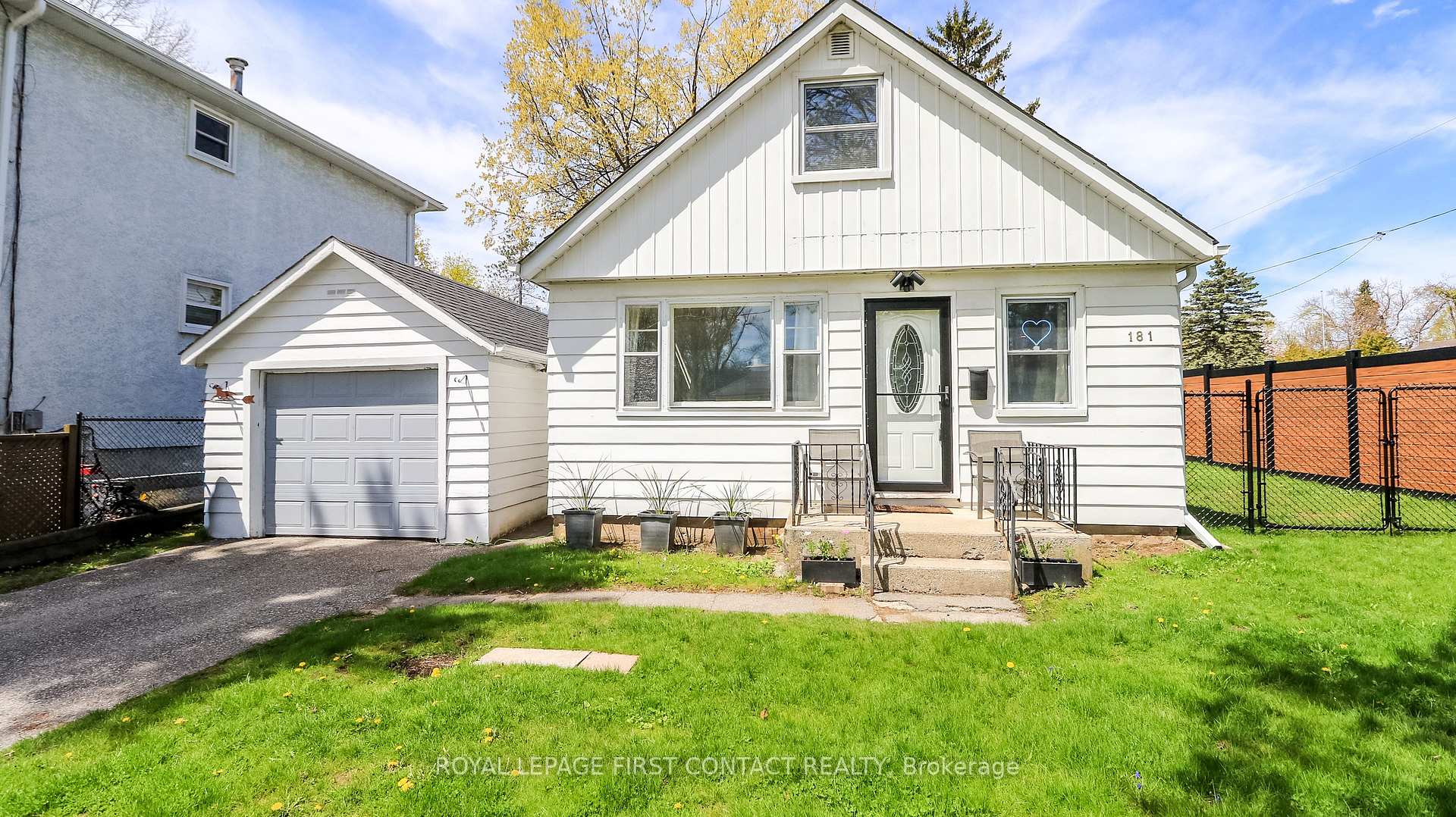Photo 3 of 181 Napier Street, Barrie, Codrington — HOMEH