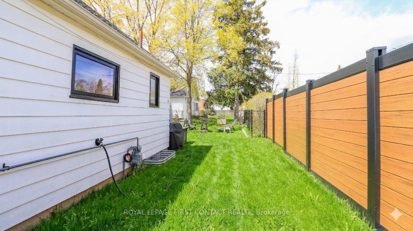 Photo 38 of 181 Napier Street, Barrie, Codrington — HOMEH