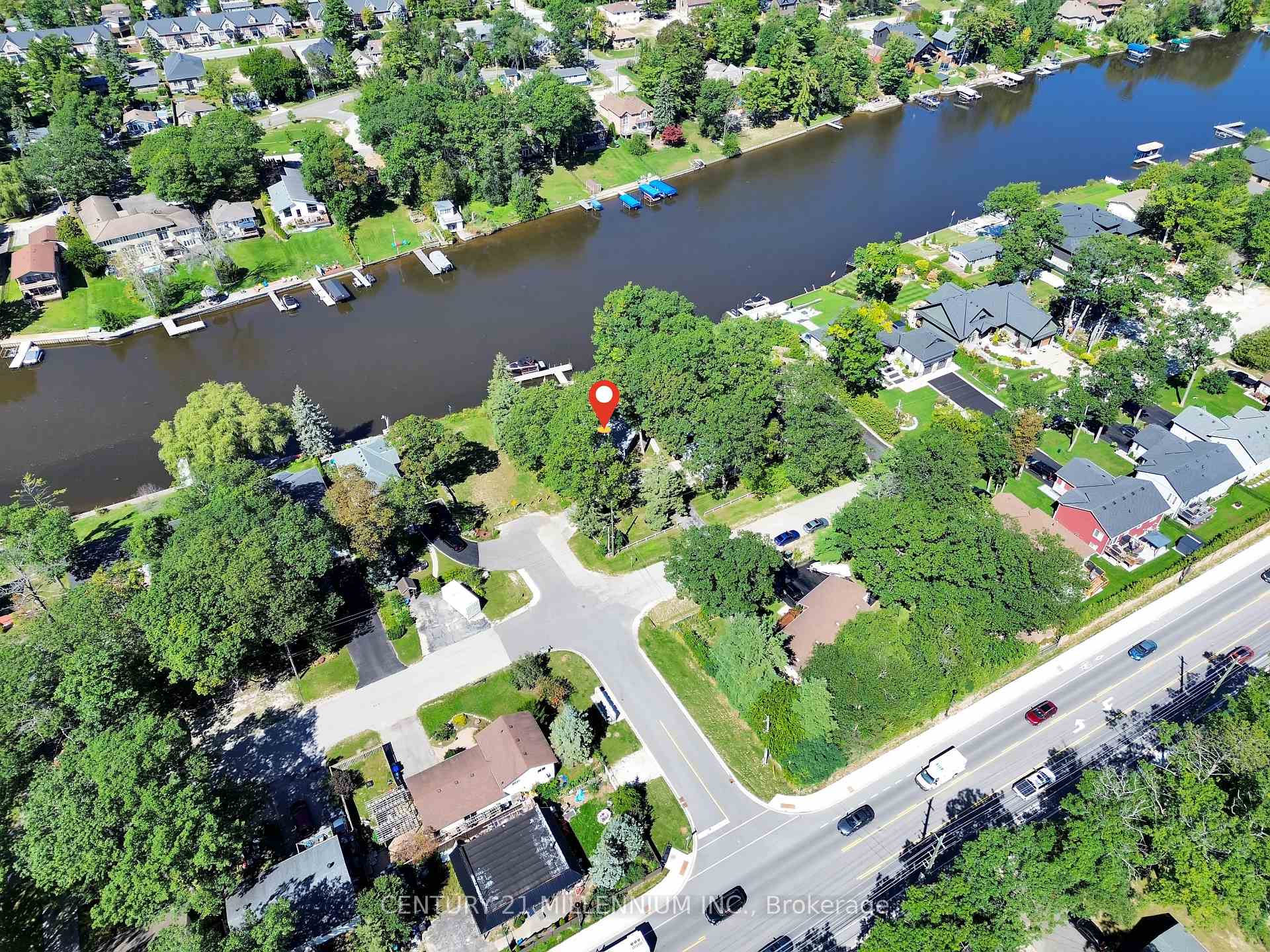 Photo 42 of 68 Edgewater Road, Wasaga Beach — HOMEH