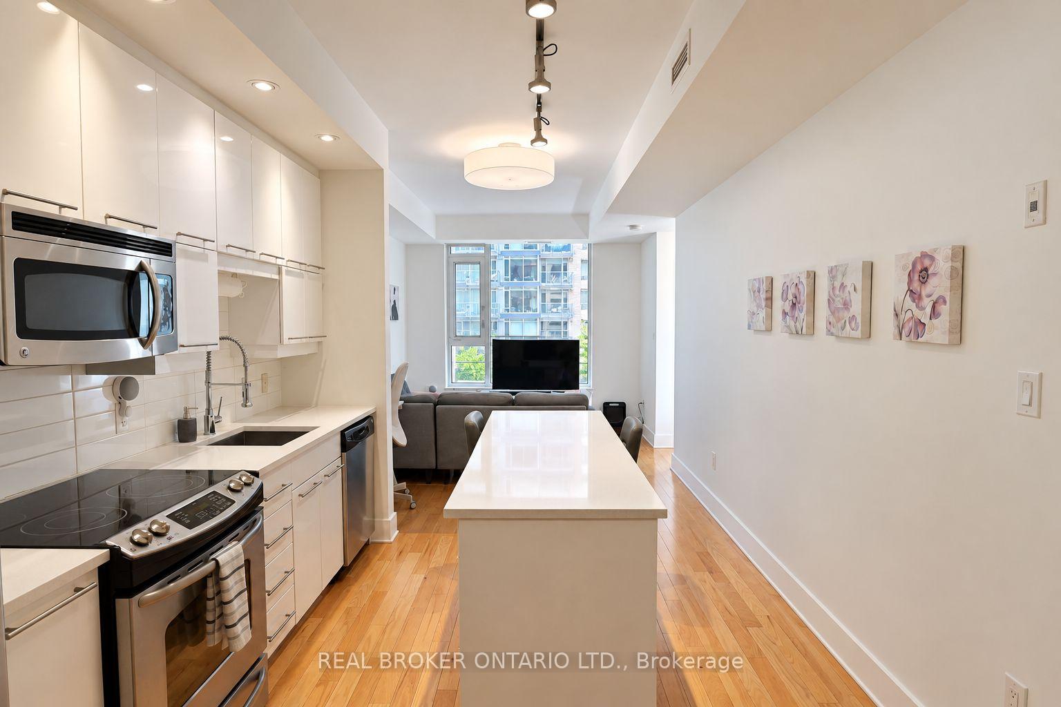 Photo 4 of Unit 302, 101 Richmond Road, Ottawa, Westboro South — HOMEH
