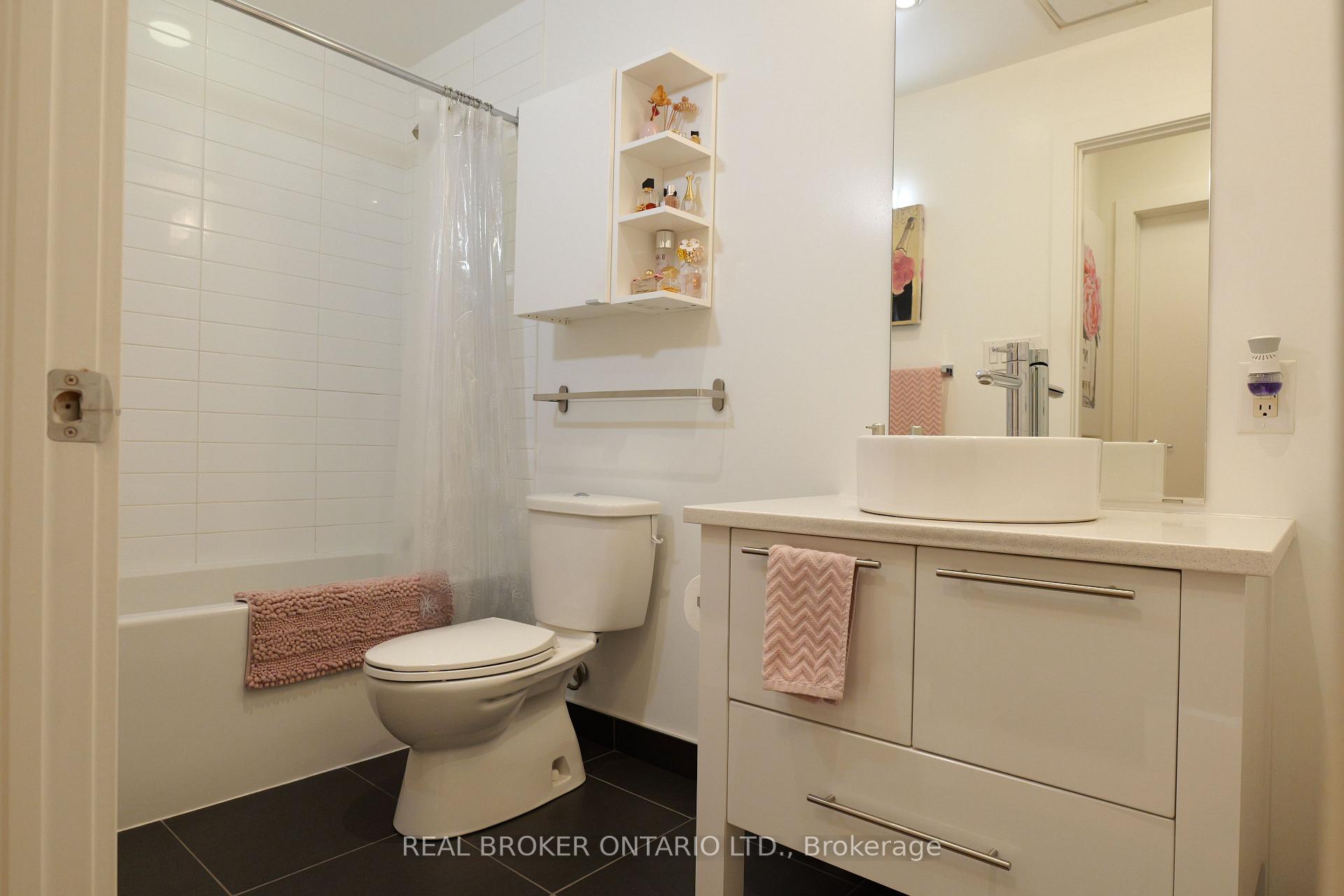 Photo 13 of Unit 302, 101 Richmond Road, Ottawa, Westboro South — HOMEH
