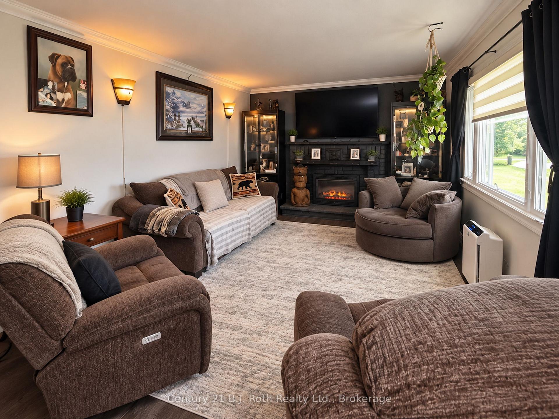 Photo 10 of 96 Jamieson Crescent, Oro-Medonte, Rural Oro-Medonte — HOMEH