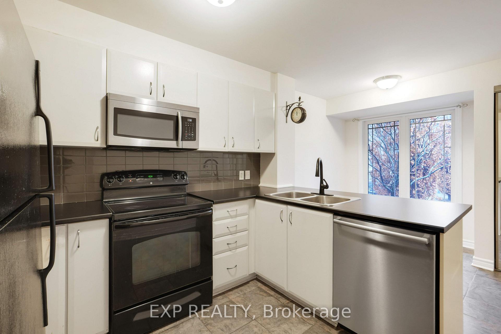 Photo 3 of Unit 14, 201 Paseo Private, Ottawa, Centrepointe — HOMEH