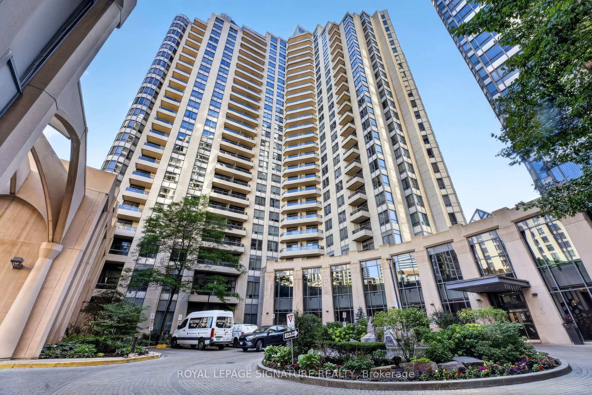 Photo of Unit 2122, 15 Northtown Way
