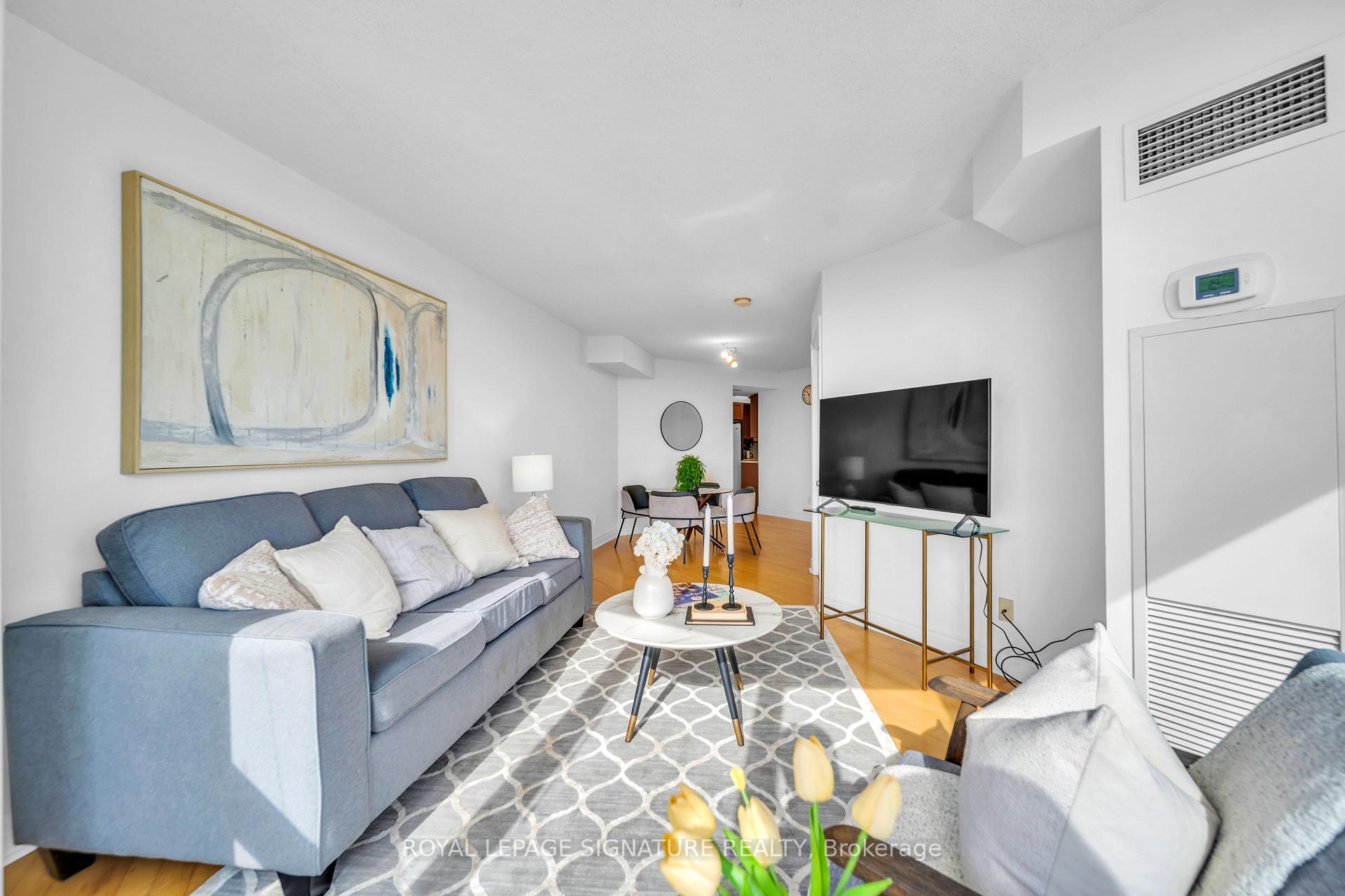 Photo 13 of Unit 2122, 15 Northtown Way, North York, Willowdale East — HOMEH