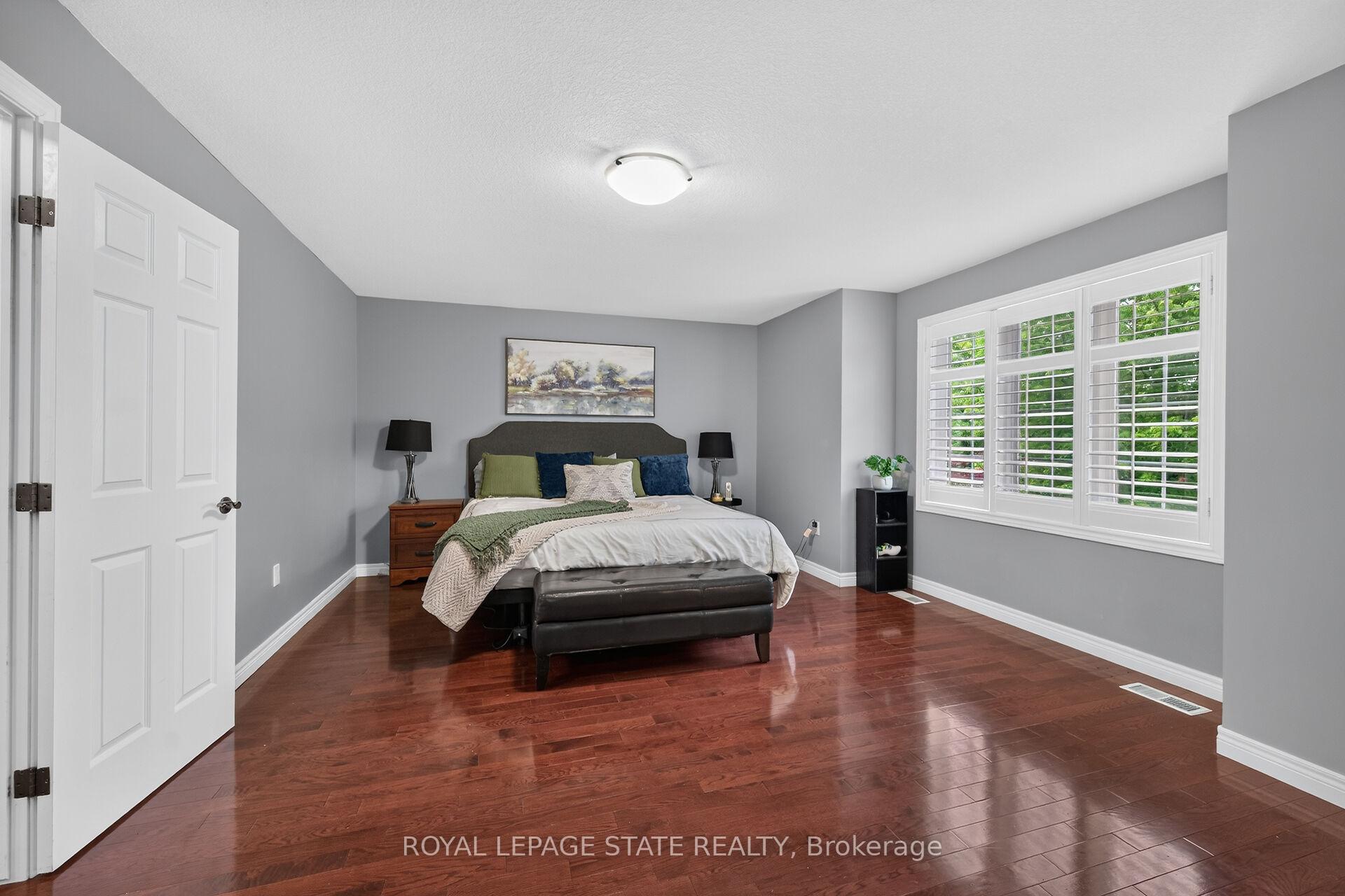Photo 19 of 43 Wilbur Drive, Hamilton, Binbrook — HOMEH