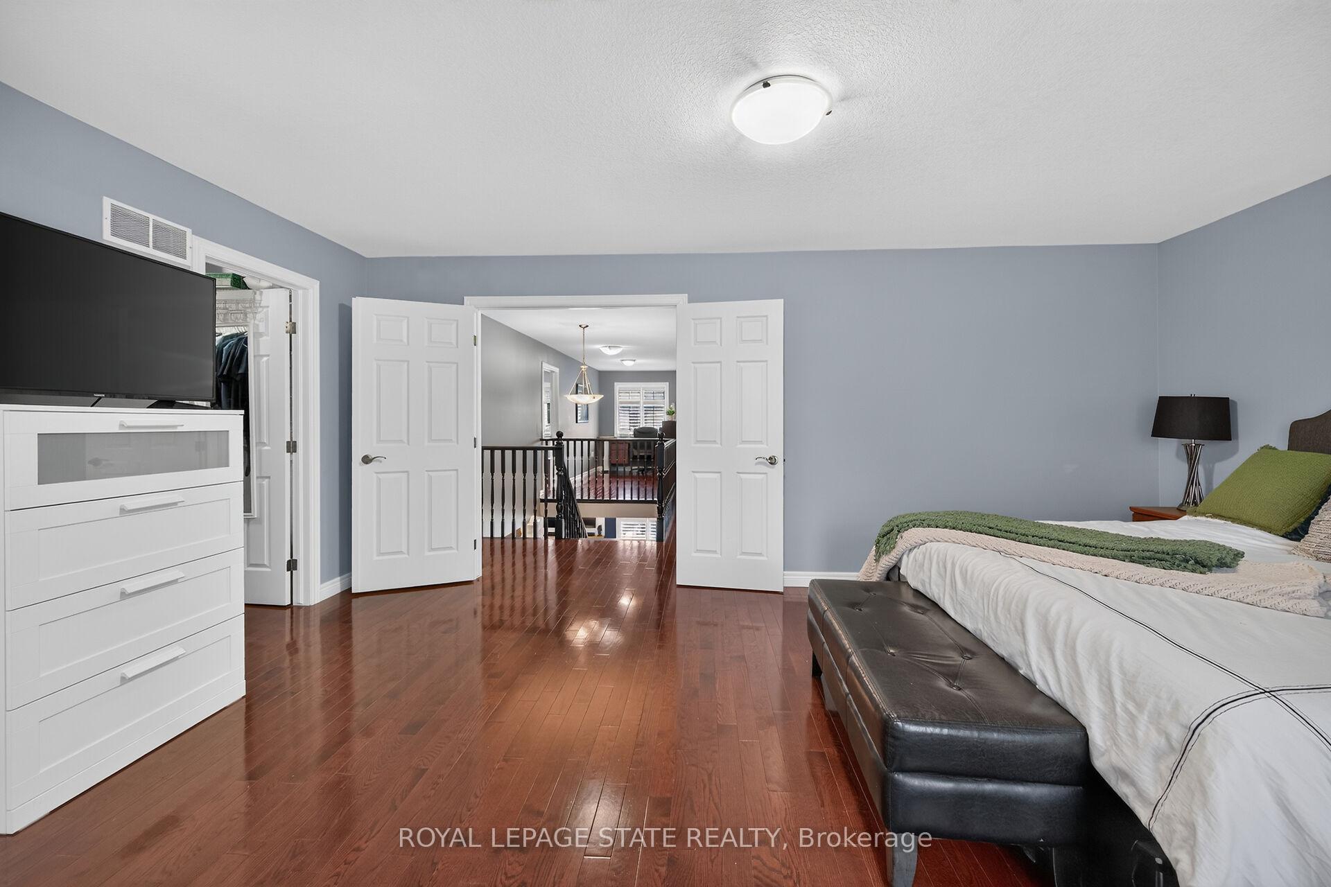 Photo 20 of 43 Wilbur Drive, Hamilton, Binbrook — HOMEH
